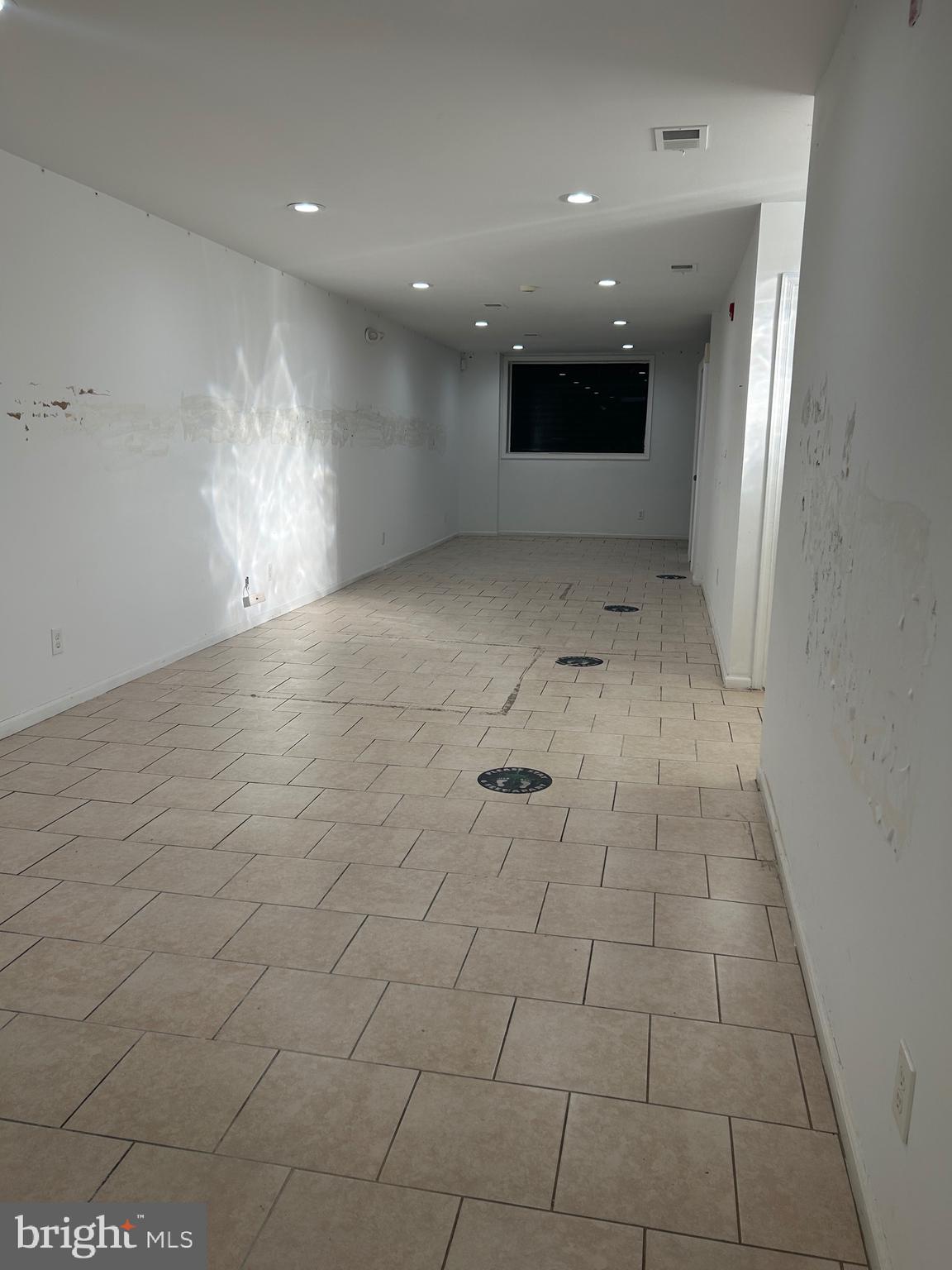 POINT BREEZE - Residential Income