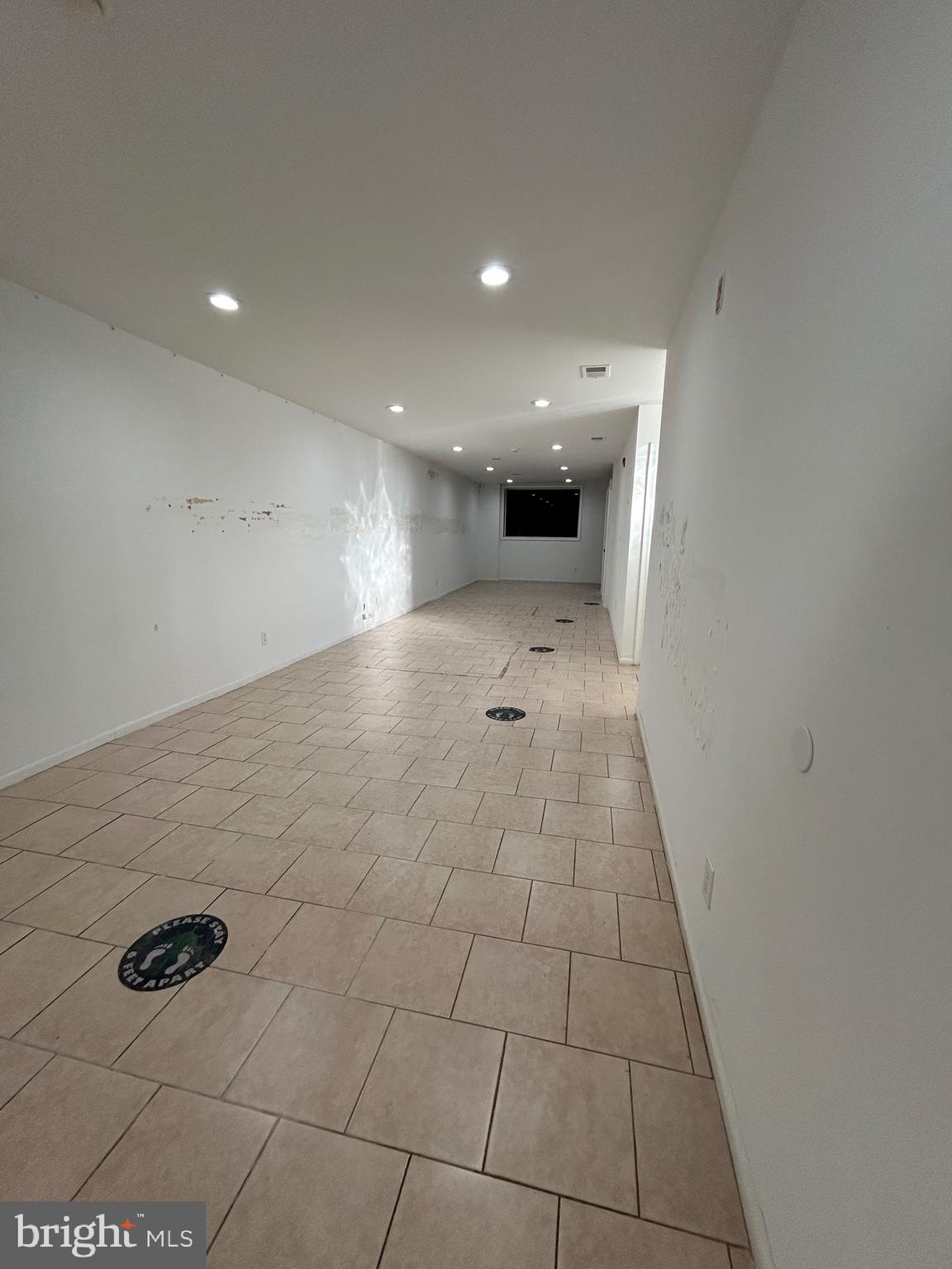 POINT BREEZE - Residential Income