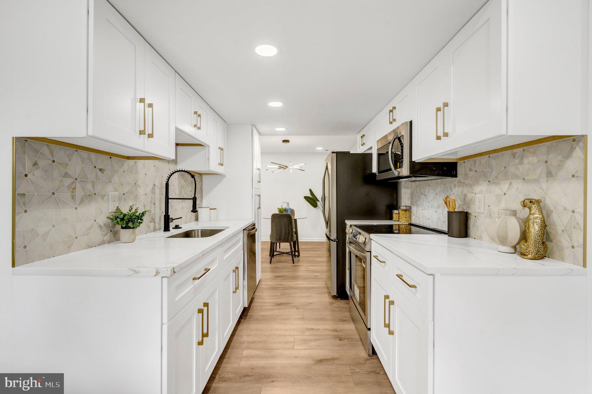 Search Homes 1 8079 STEEPLE CHASE COURT