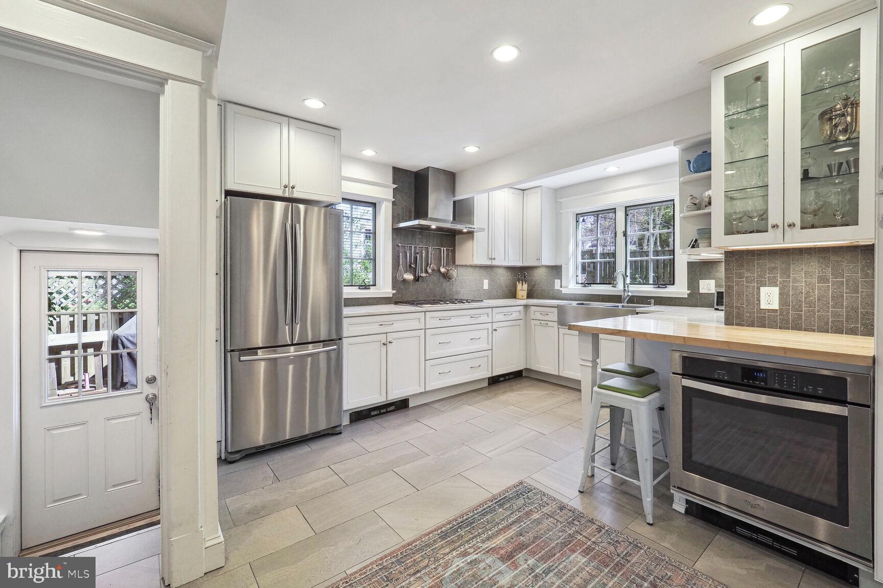 CHEVY CHASE - Residential