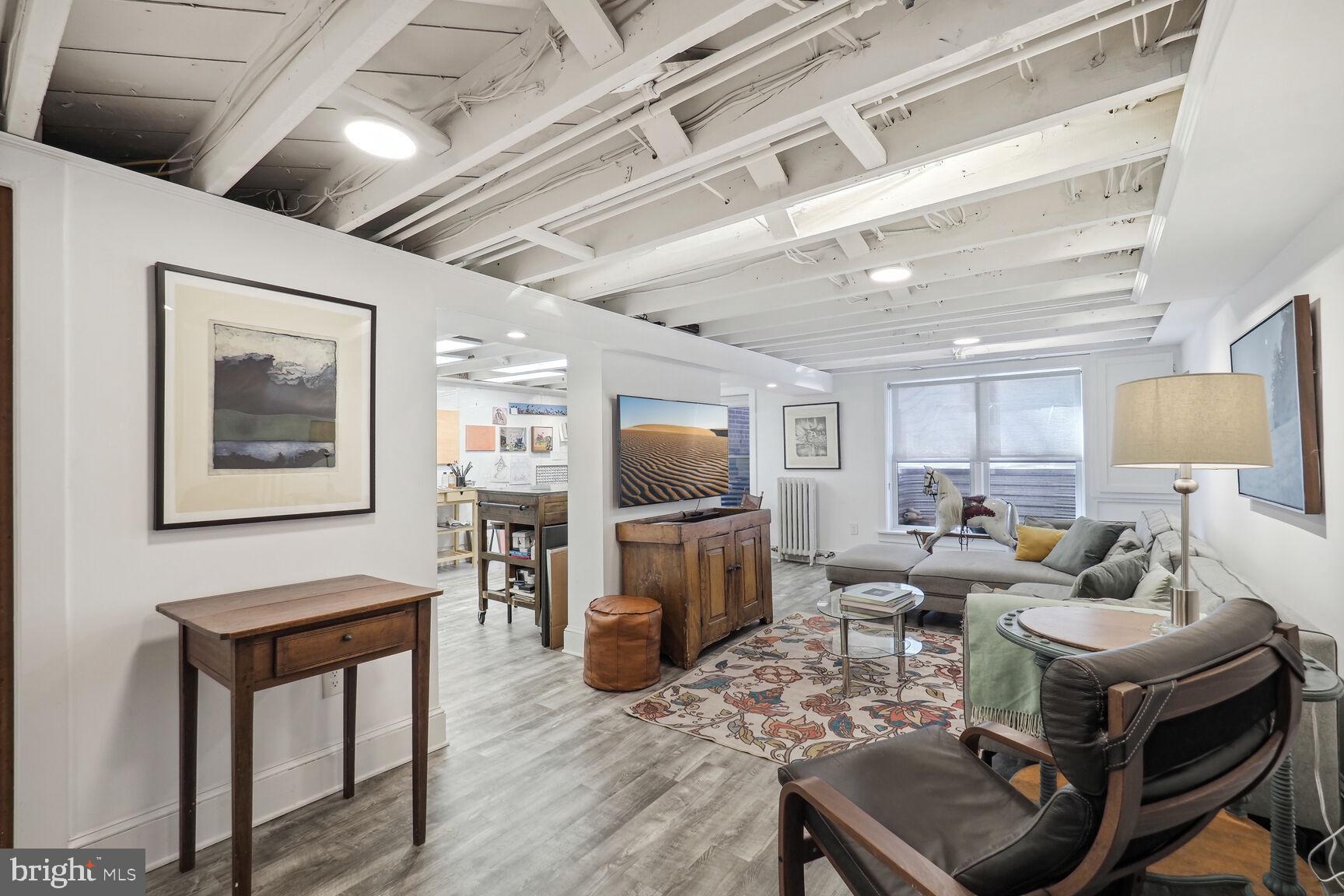 CHEVY CHASE - Residential