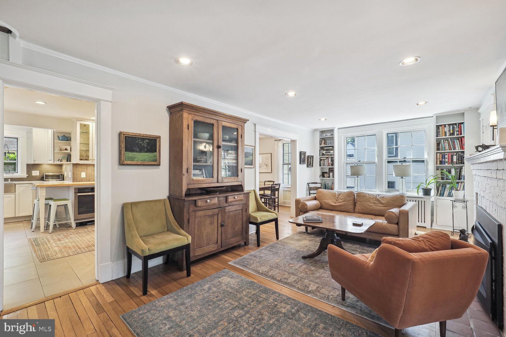 CHEVY CHASE - Residential