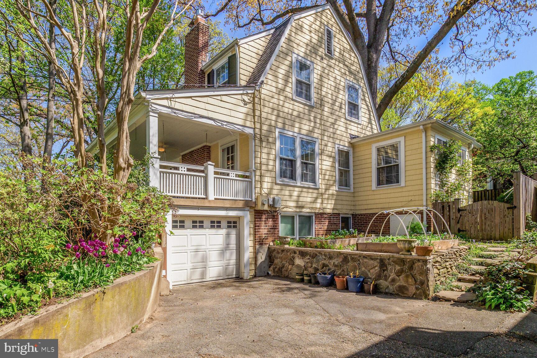 CHEVY CHASE - Residential