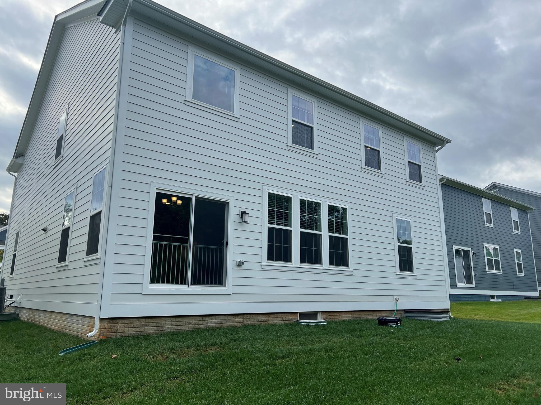 CREEKSIDE ESTATES - Residential