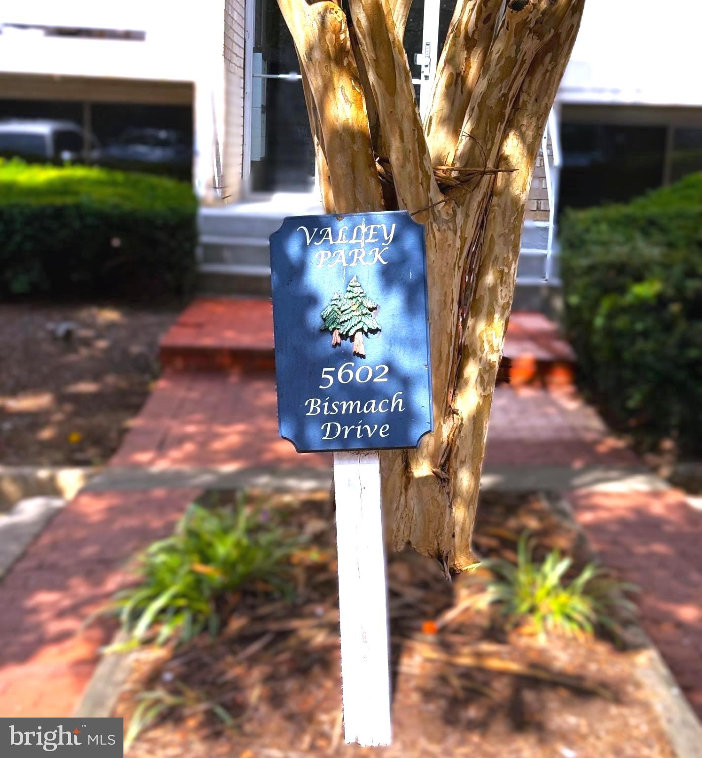 VALLEY PARK CONDOMINIUMS - Residential Lease