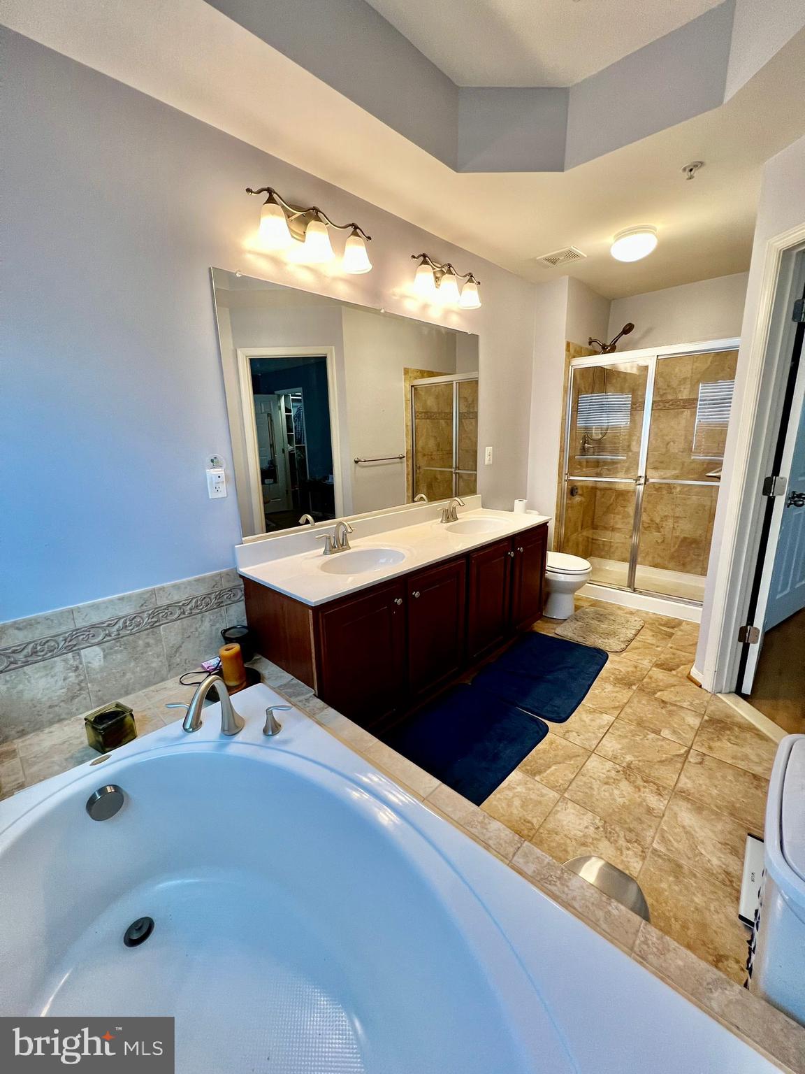 ARORA HILLS - Residential Lease