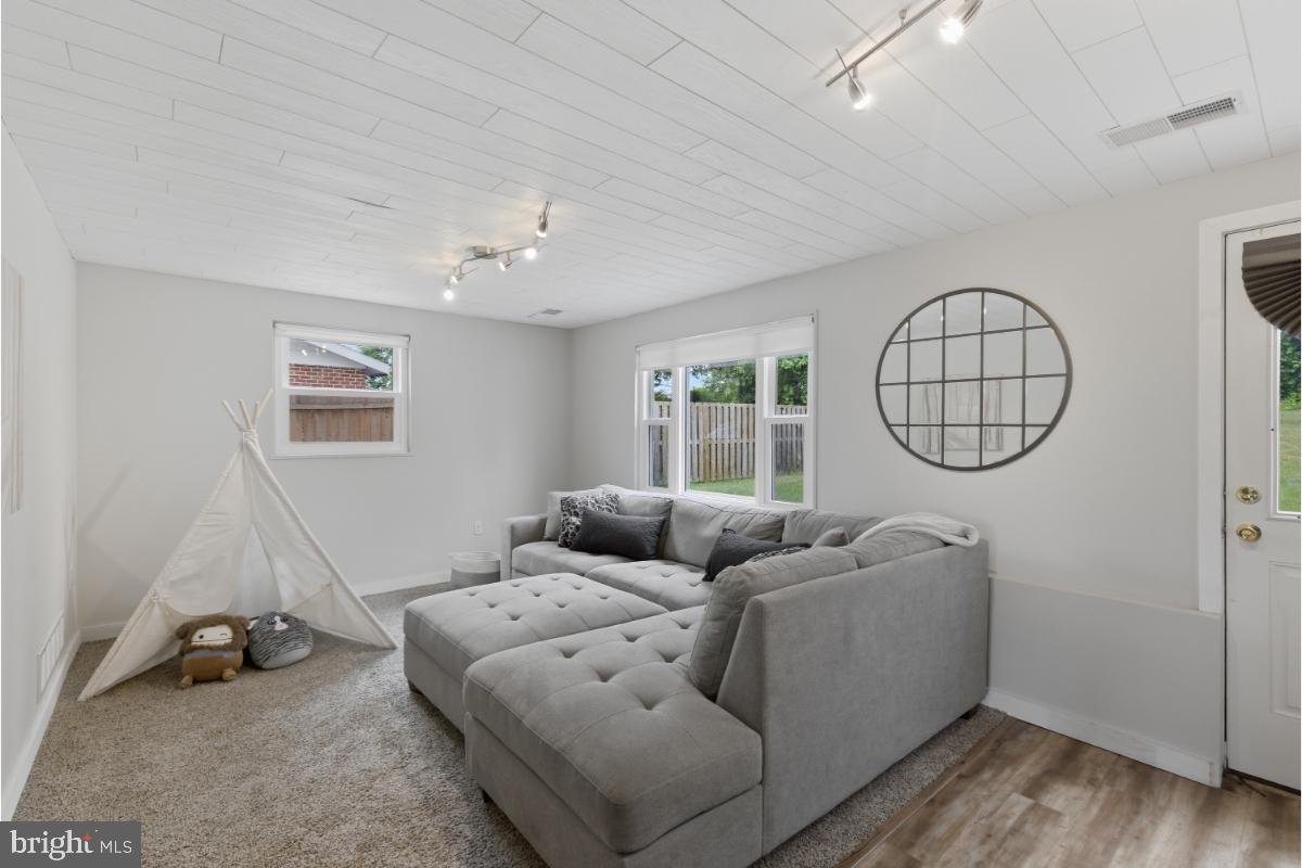 CATONSVILLE - Residential