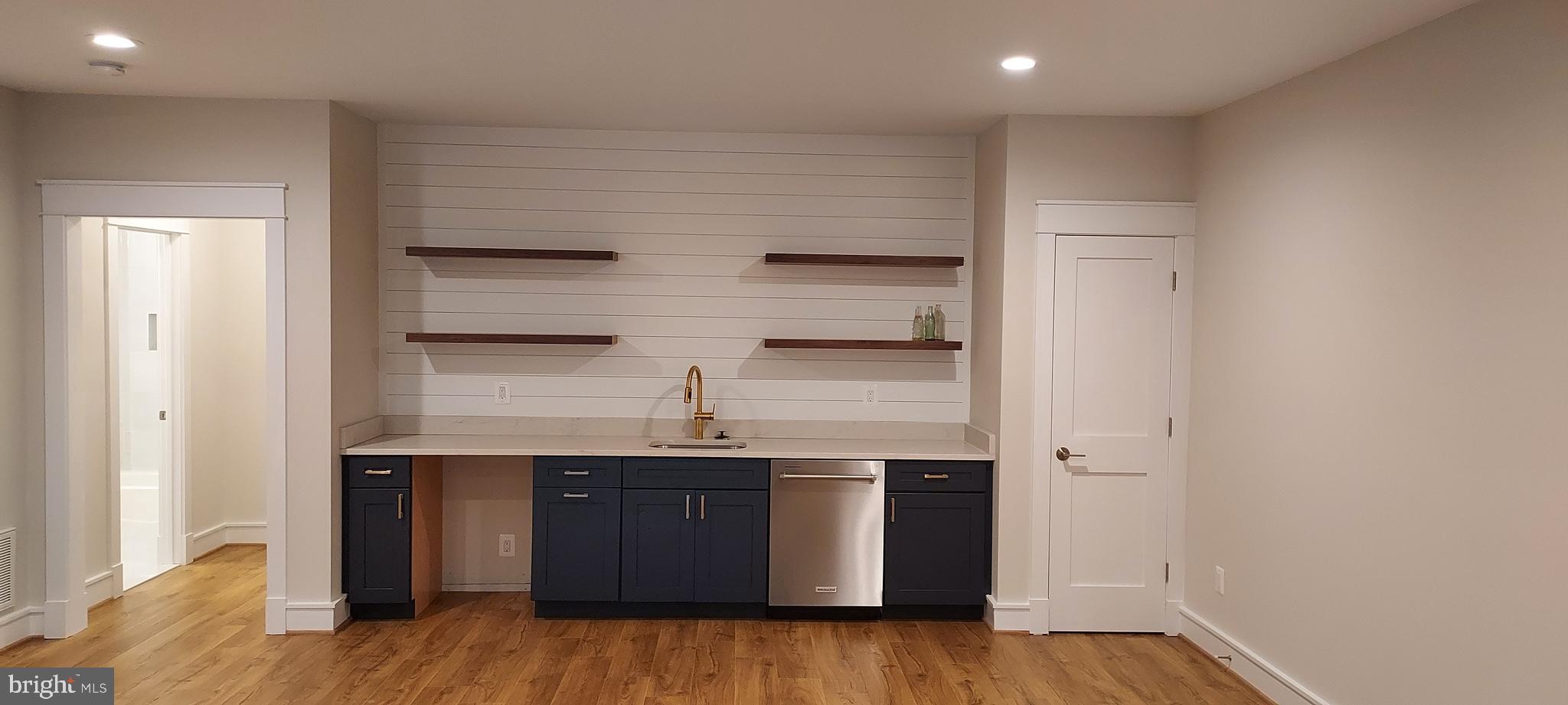 LEXINGTON HEIGHTS - Residential