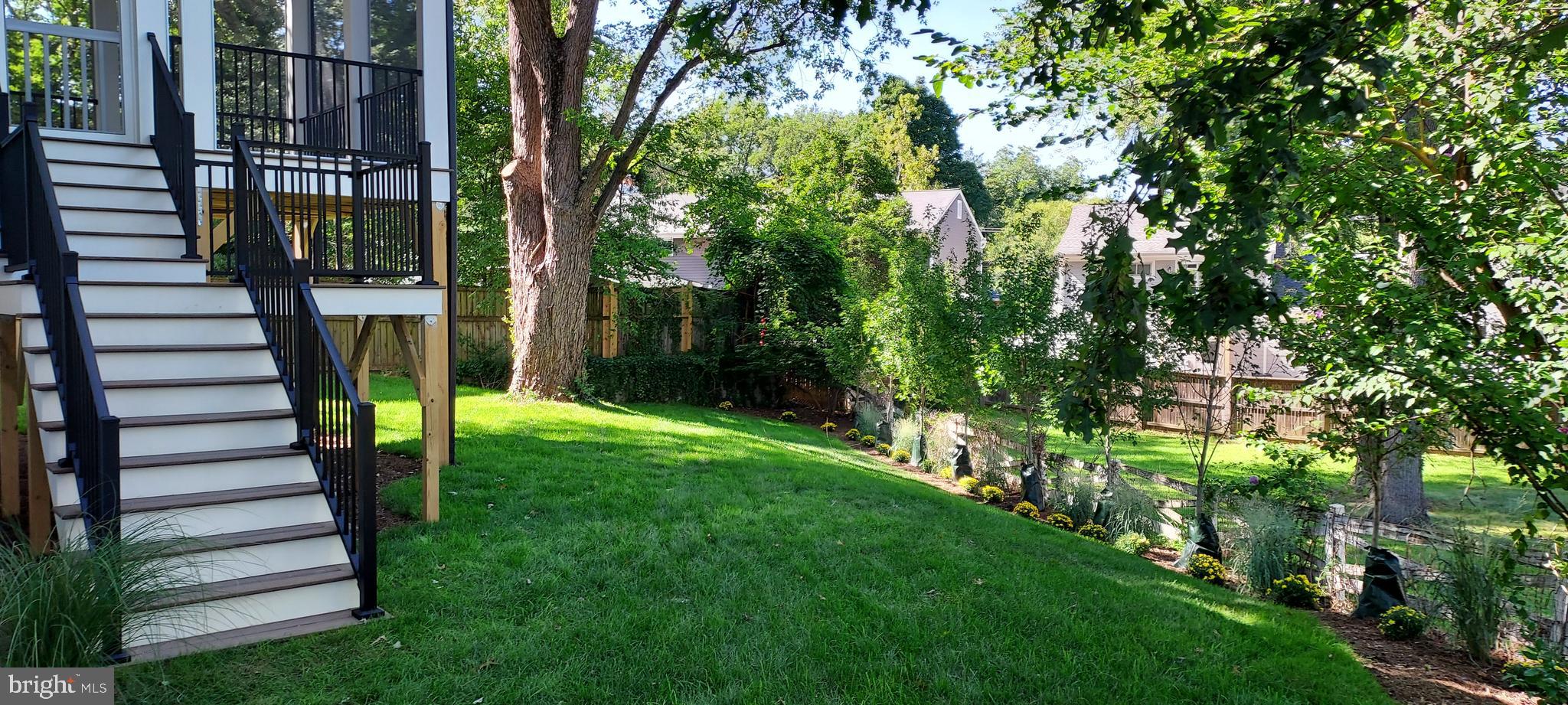 LEXINGTON HEIGHTS - Residential