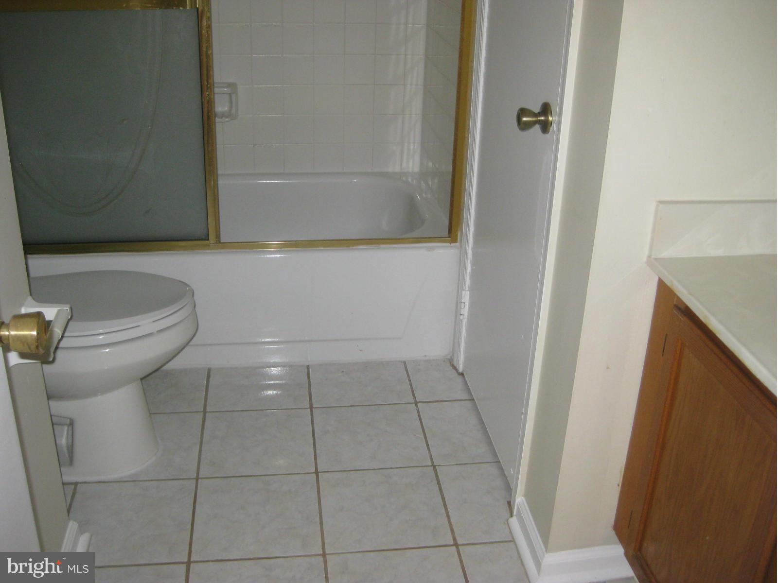 WILLIAMSTOWN - Residential