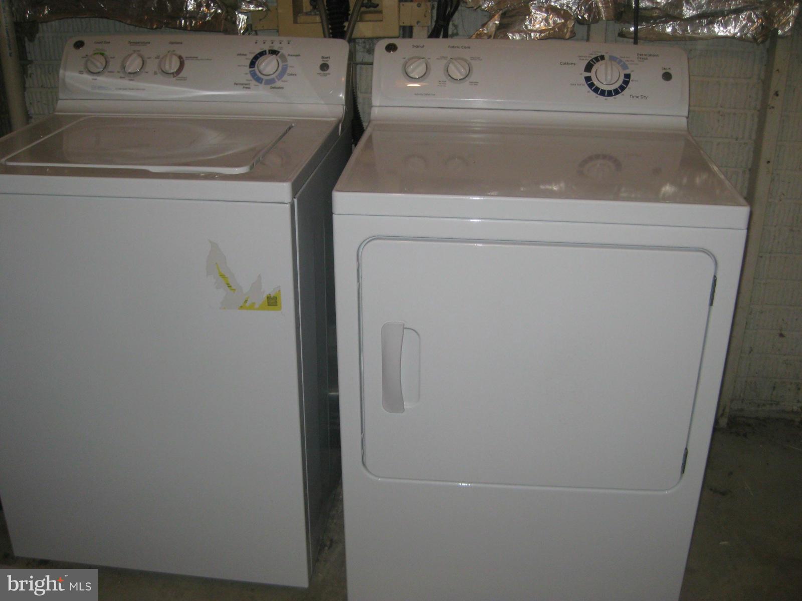 WILLIAMSTOWN - Residential