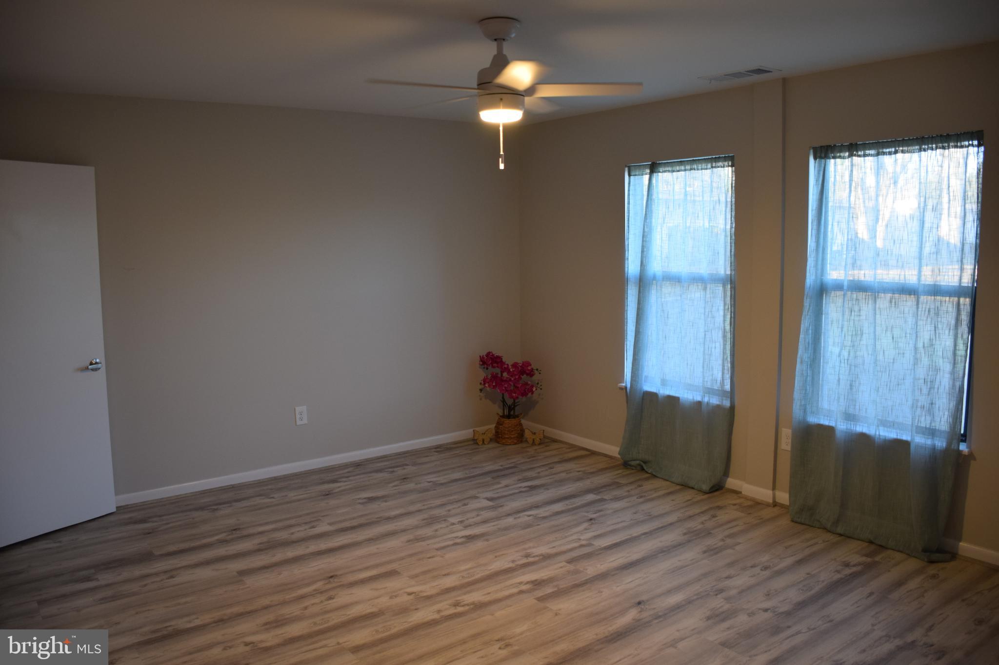 SOMERSET PARK - Residential