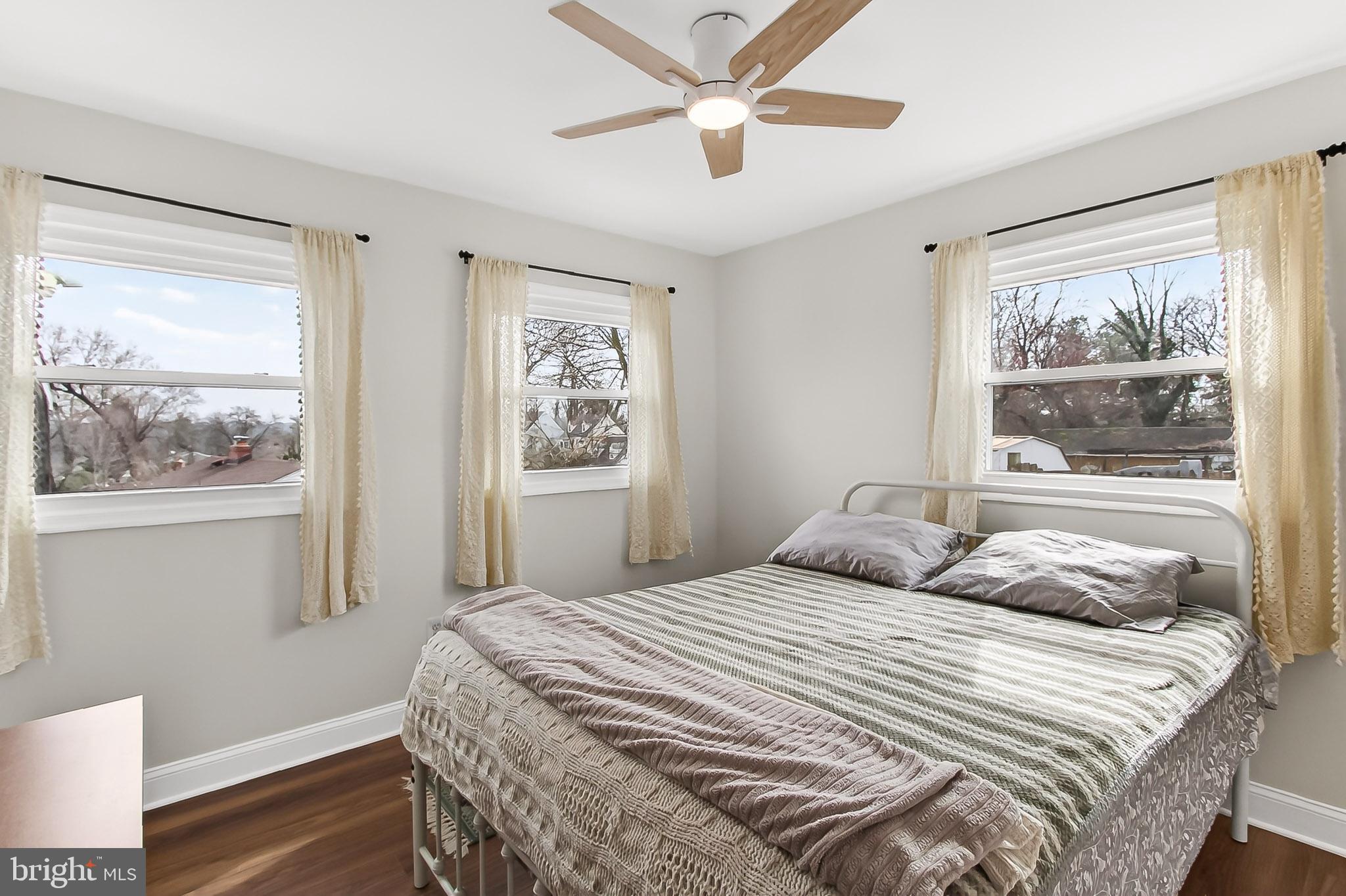 WEST LAWN - Residential