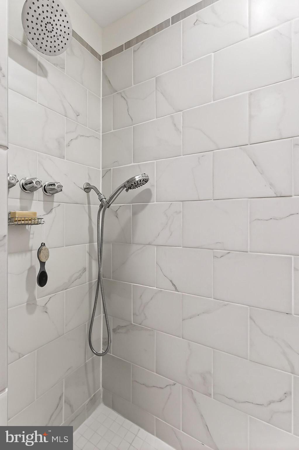 WEST LAWN - Residential