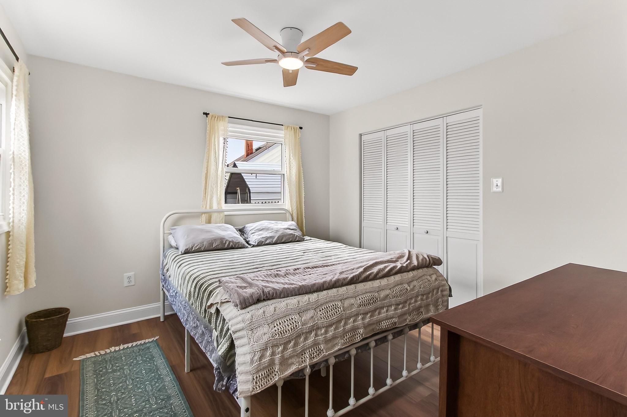 WEST LAWN - Residential