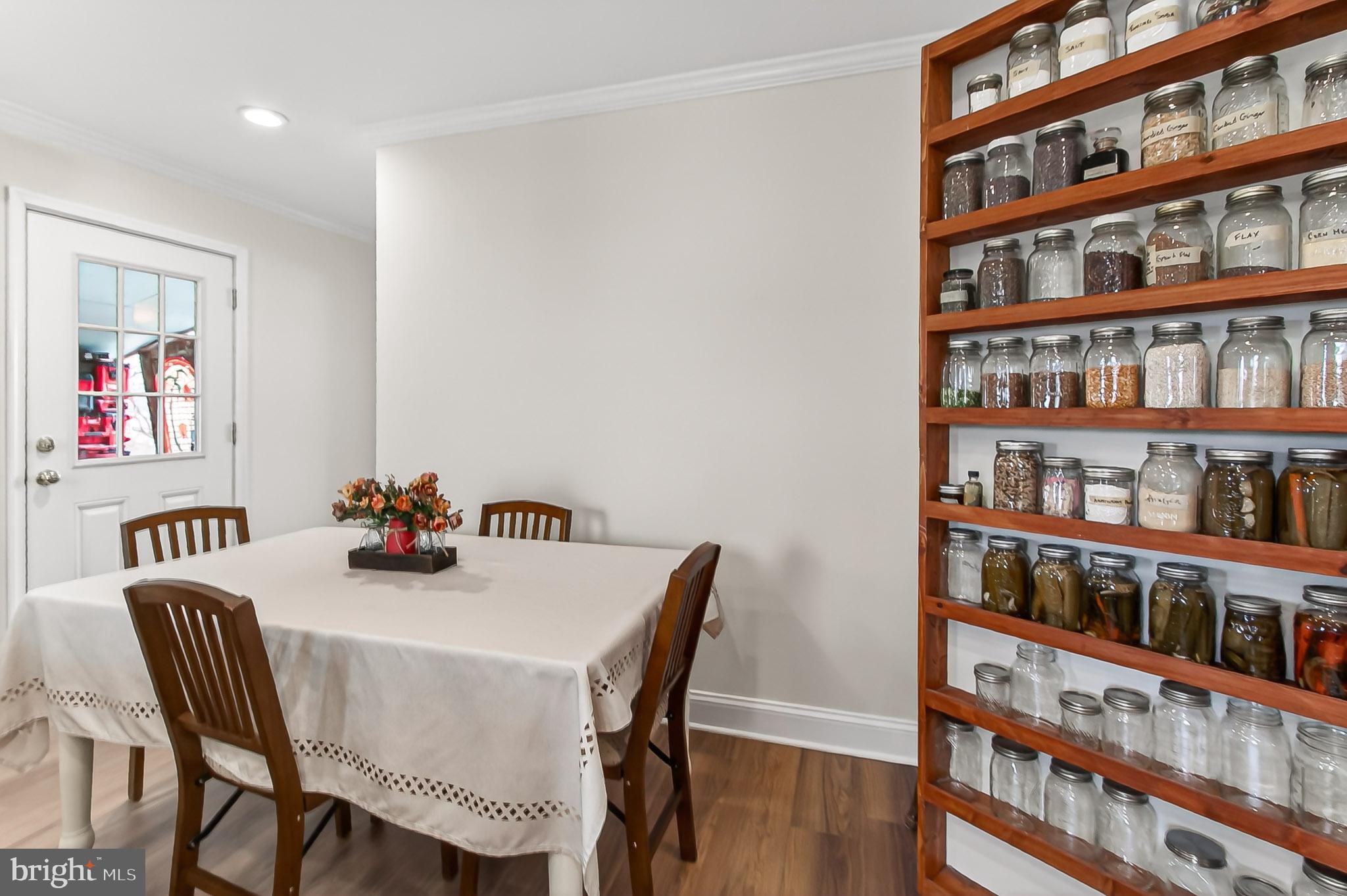 WEST LAWN - Residential