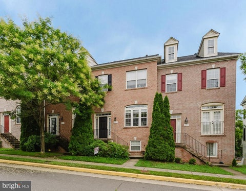 Townhouse For Rent - 4577 Derring Lane<br/> Fairfax County, FAIRFAX, VA 22030