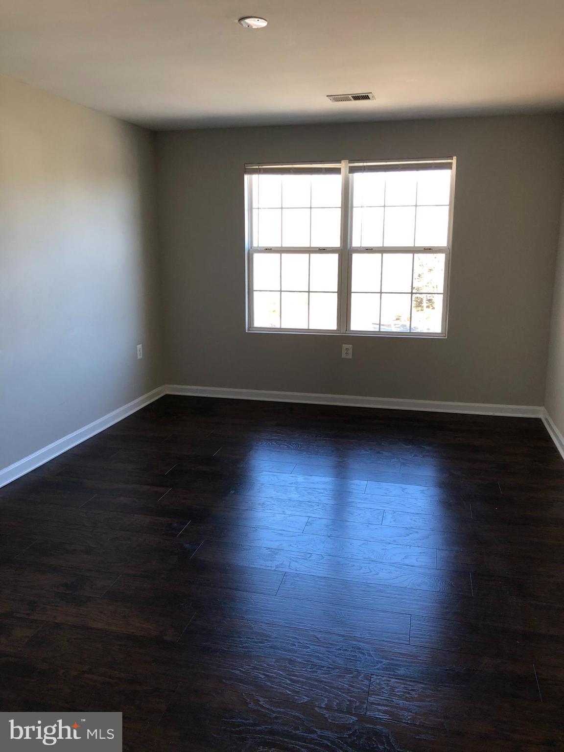 ONVILLE HEIGHTS - Residential Lease