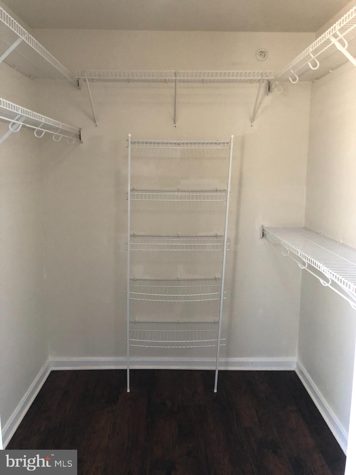 ONVILLE HEIGHTS - Residential Lease