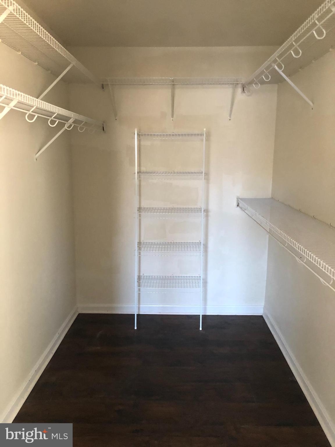 ONVILLE HEIGHTS - Residential Lease