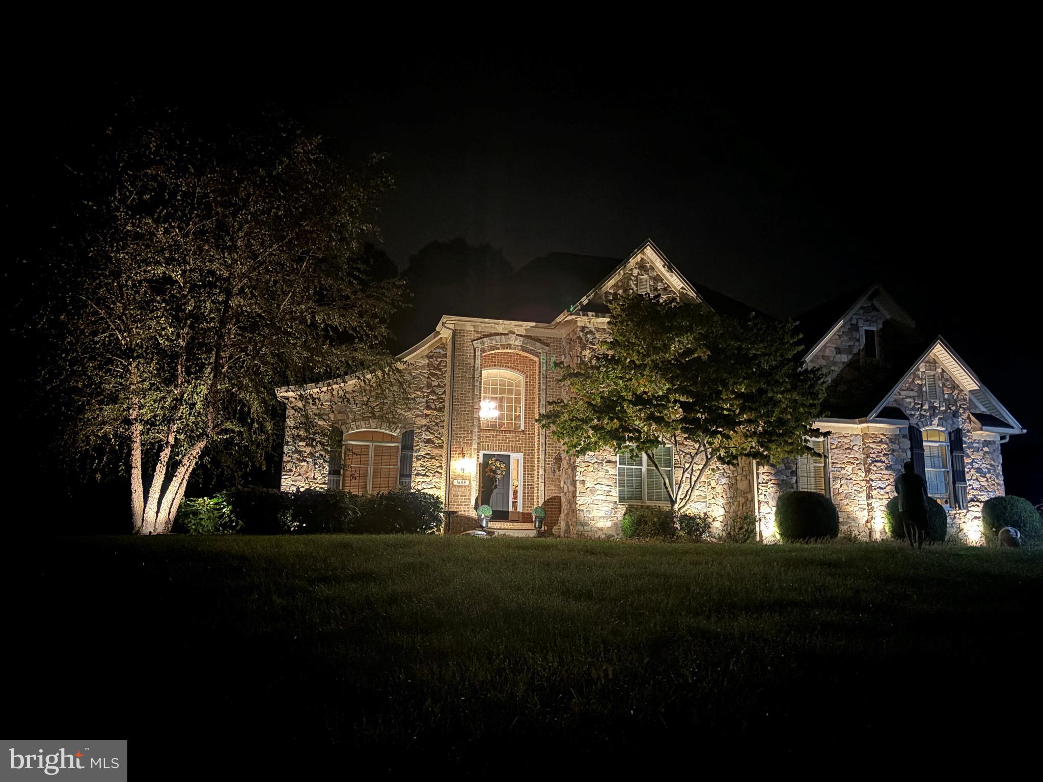 1608 ANGLESIDE ROAD