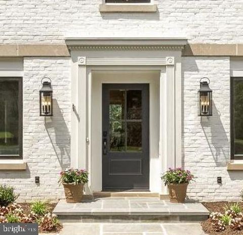 Photo of 10700 Alloway Drive, POTOMAC, MD 20854 (MLS # MDMC2211486)