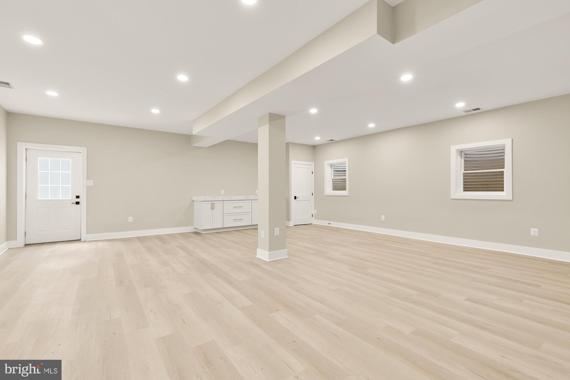 POTOMAC FALLS - Residential