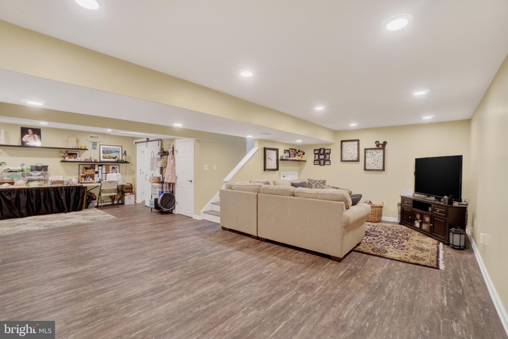 KOLLER POINTE - Residential