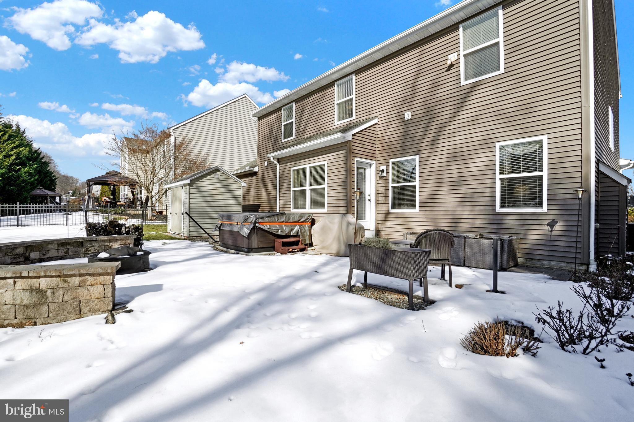 KOLLER POINTE - Residential