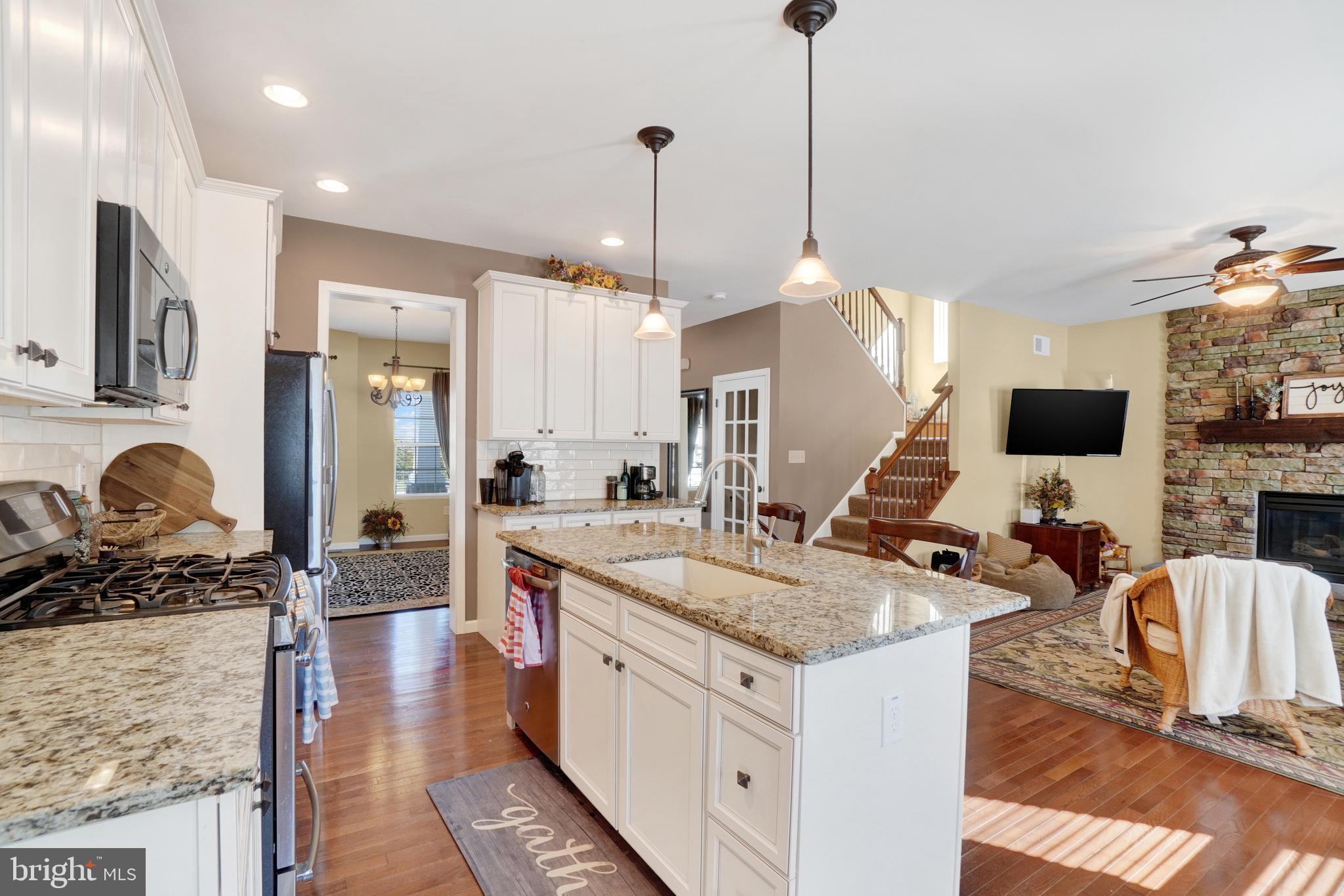 KOLLER POINTE - Residential