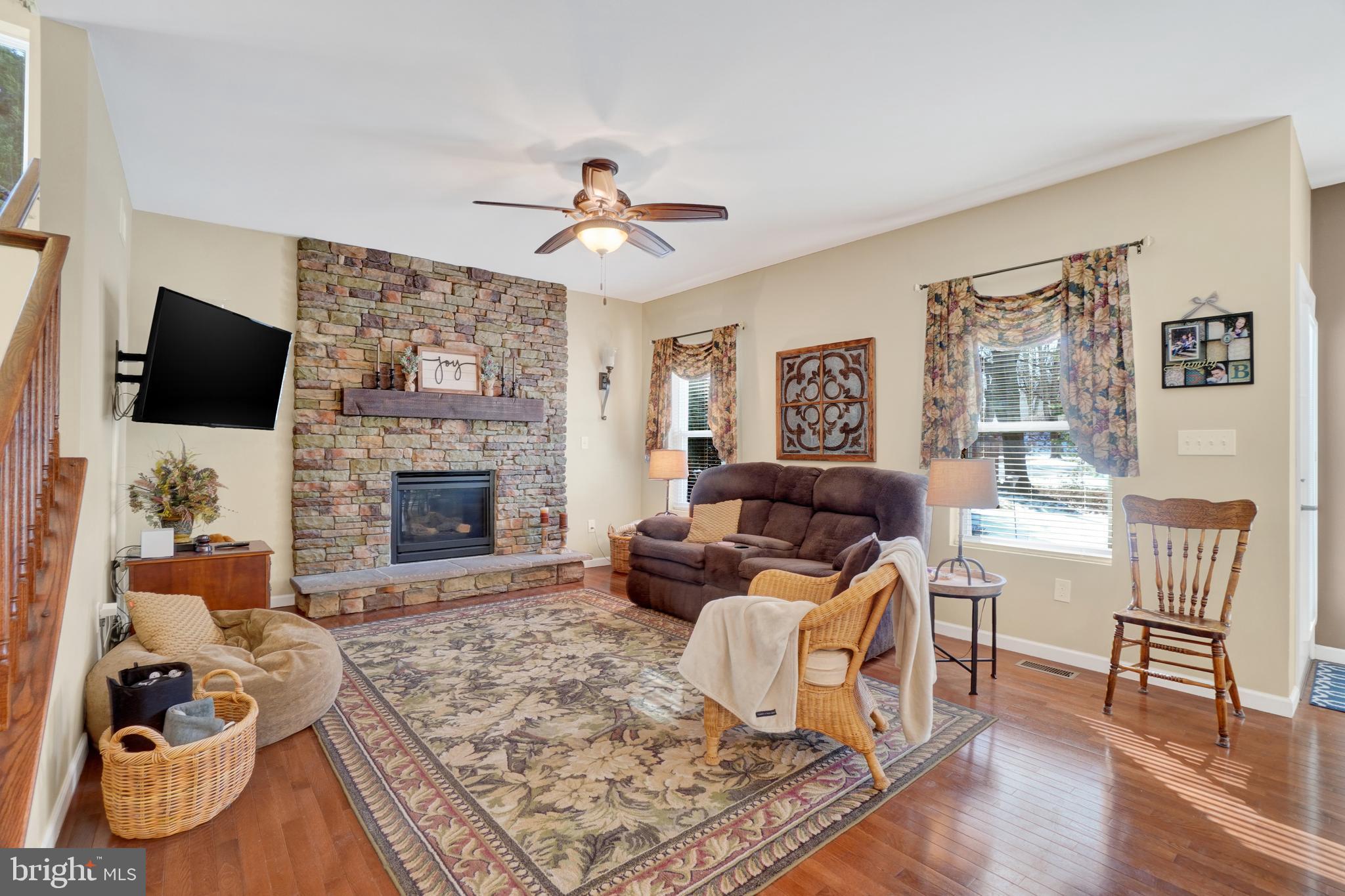 KOLLER POINTE - Residential