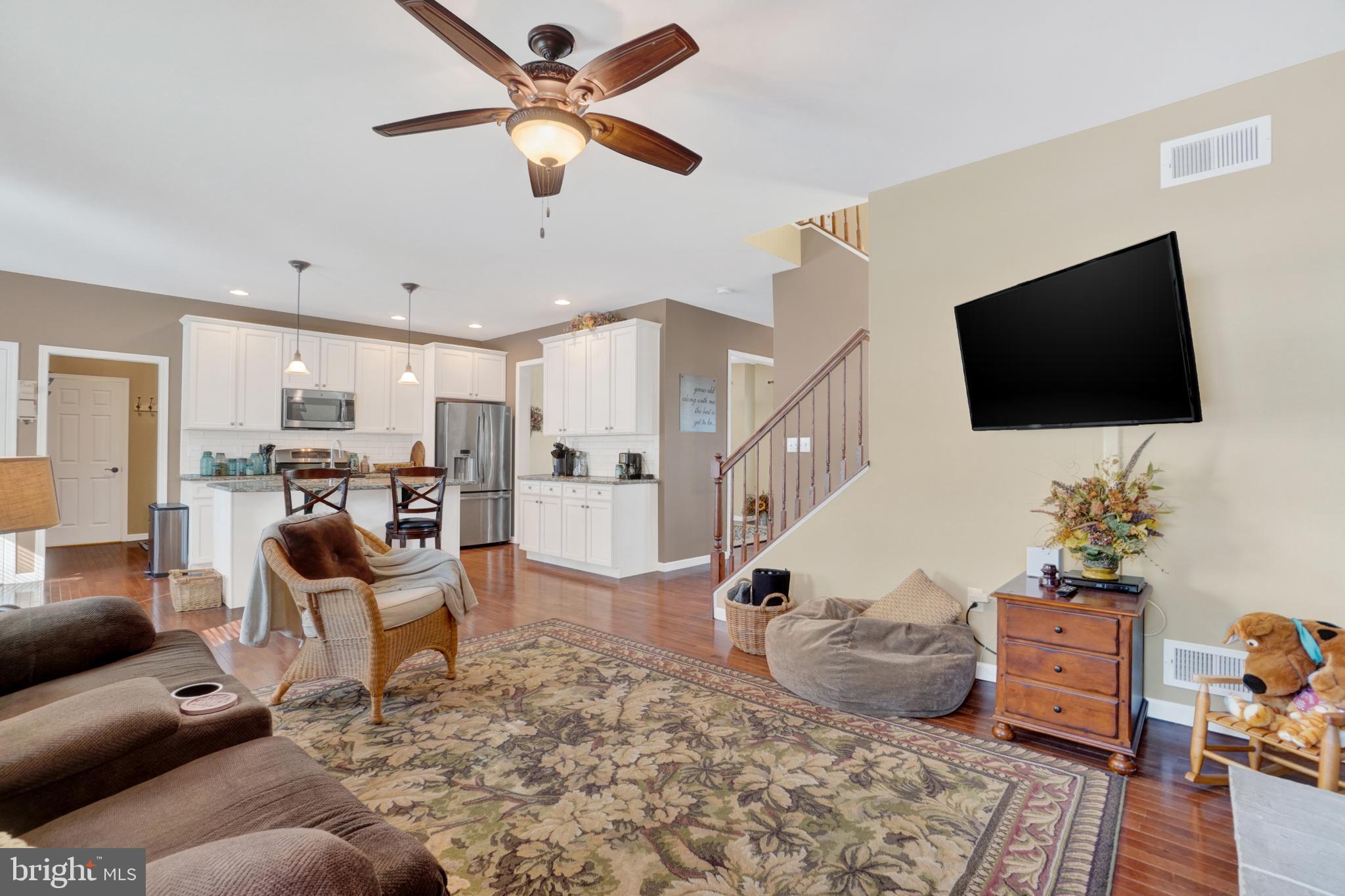 KOLLER POINTE - Residential