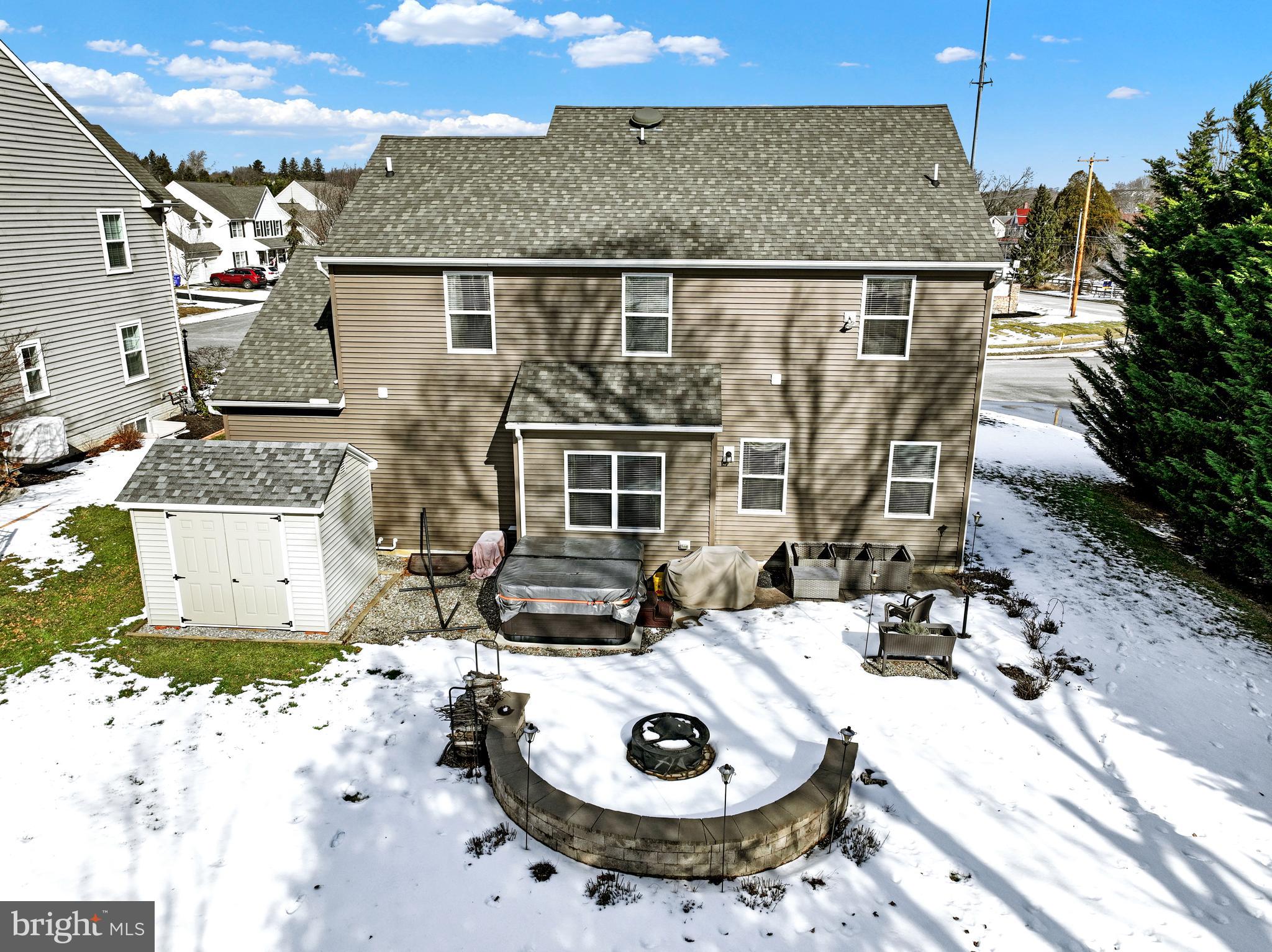 KOLLER POINTE - Residential