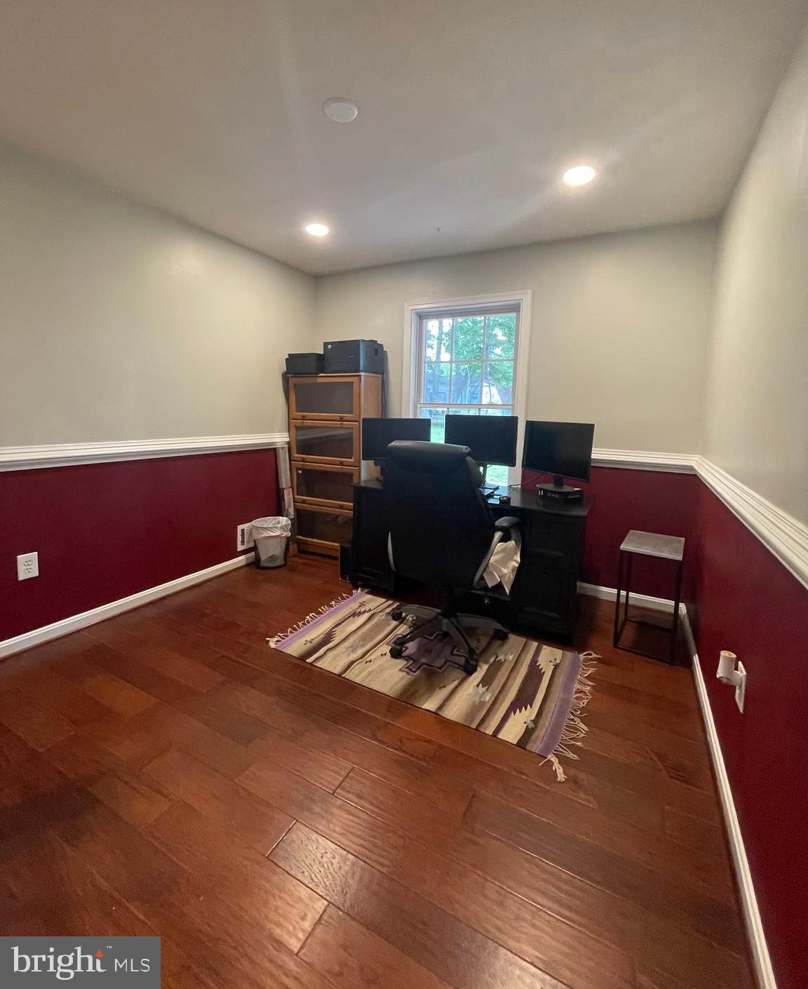 WAVERLY VILLAGE - Residential