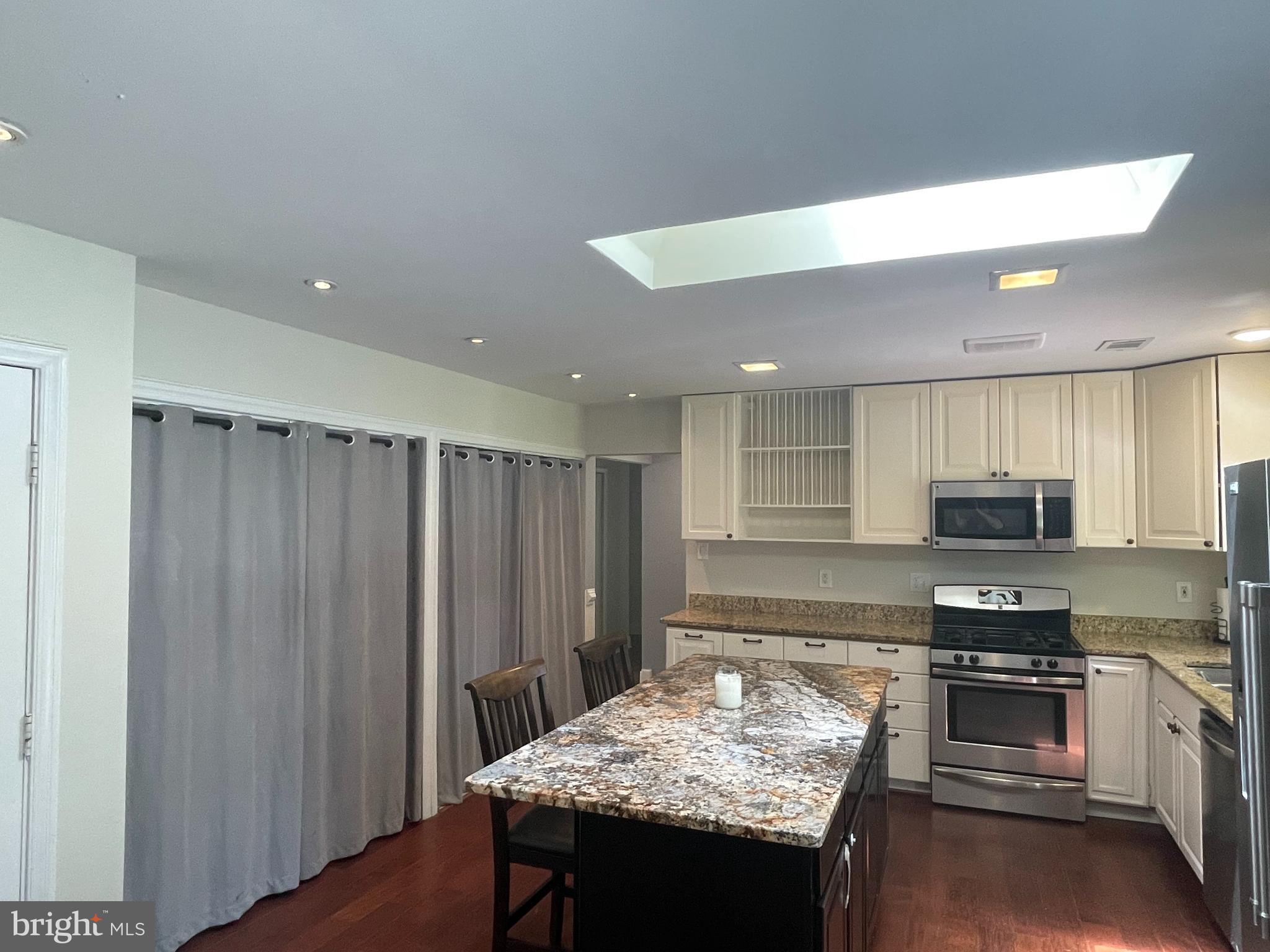 WAVERLY VILLAGE - Residential