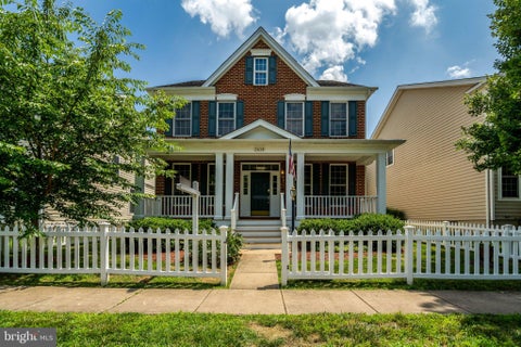 Homes For Sale - 25138 Justice Drive<br/> Loudoun County, CHANTILLY, VA 20152