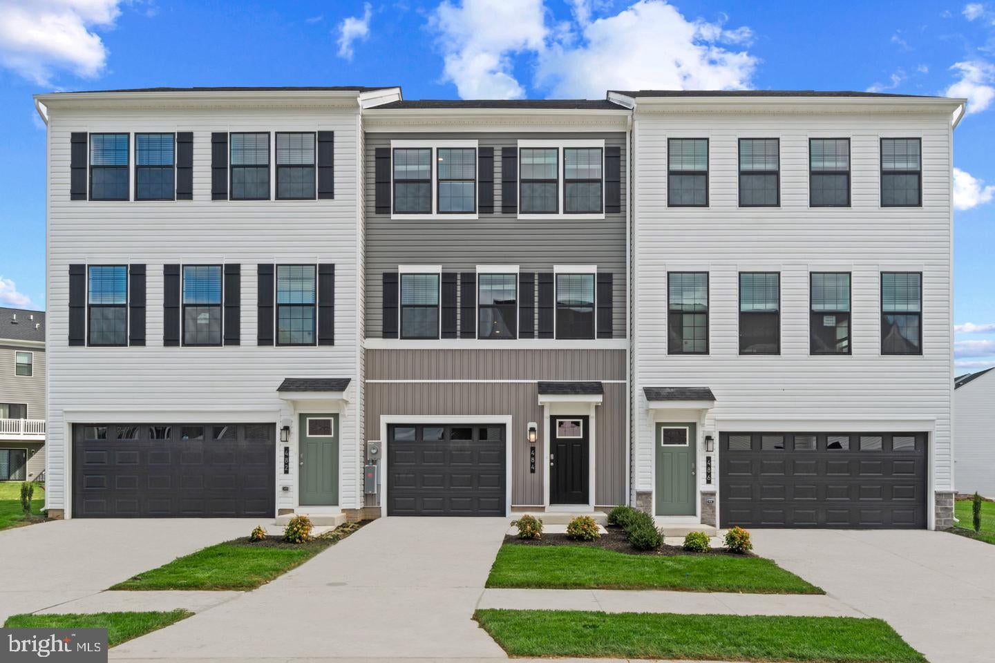 128 SOFT RUSH LANE