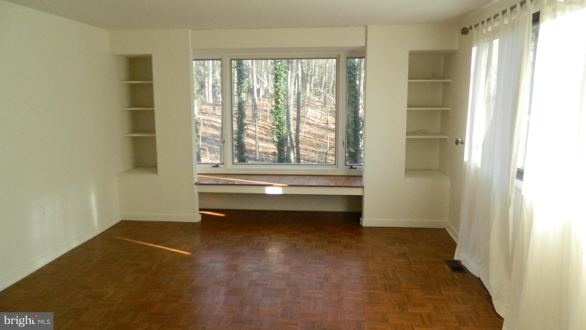 RESTON - Residential Lease