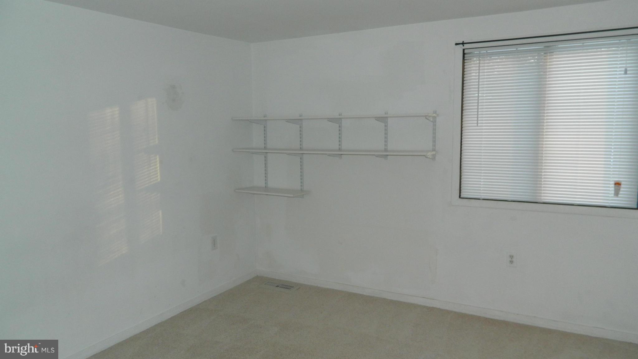 RESTON - Residential Lease