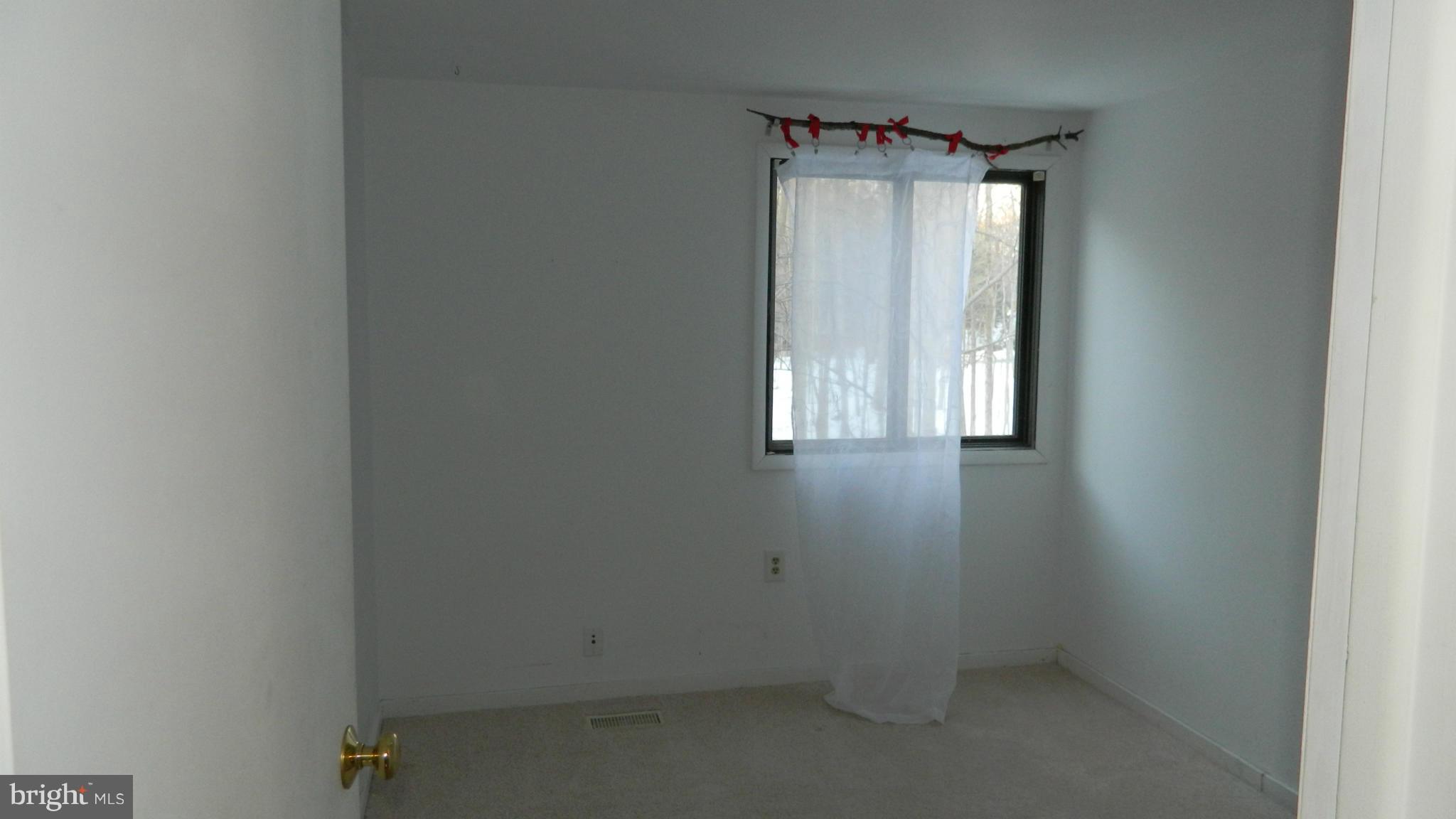 RESTON - Residential Lease