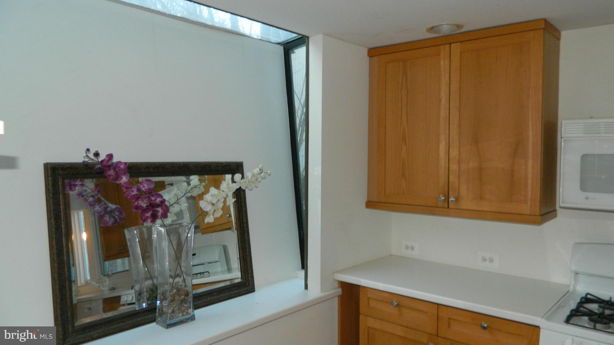 RESTON - Residential Lease