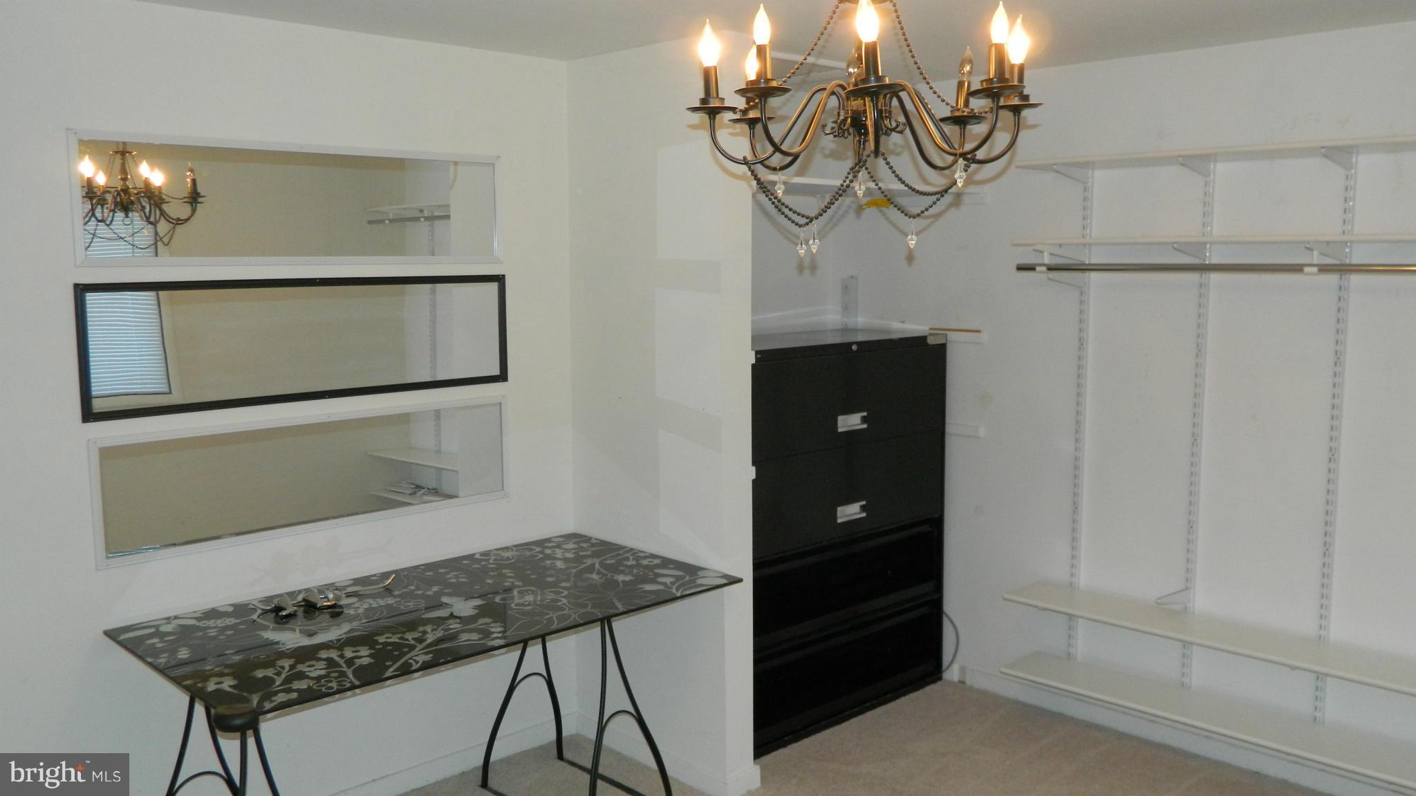 RESTON - Residential Lease