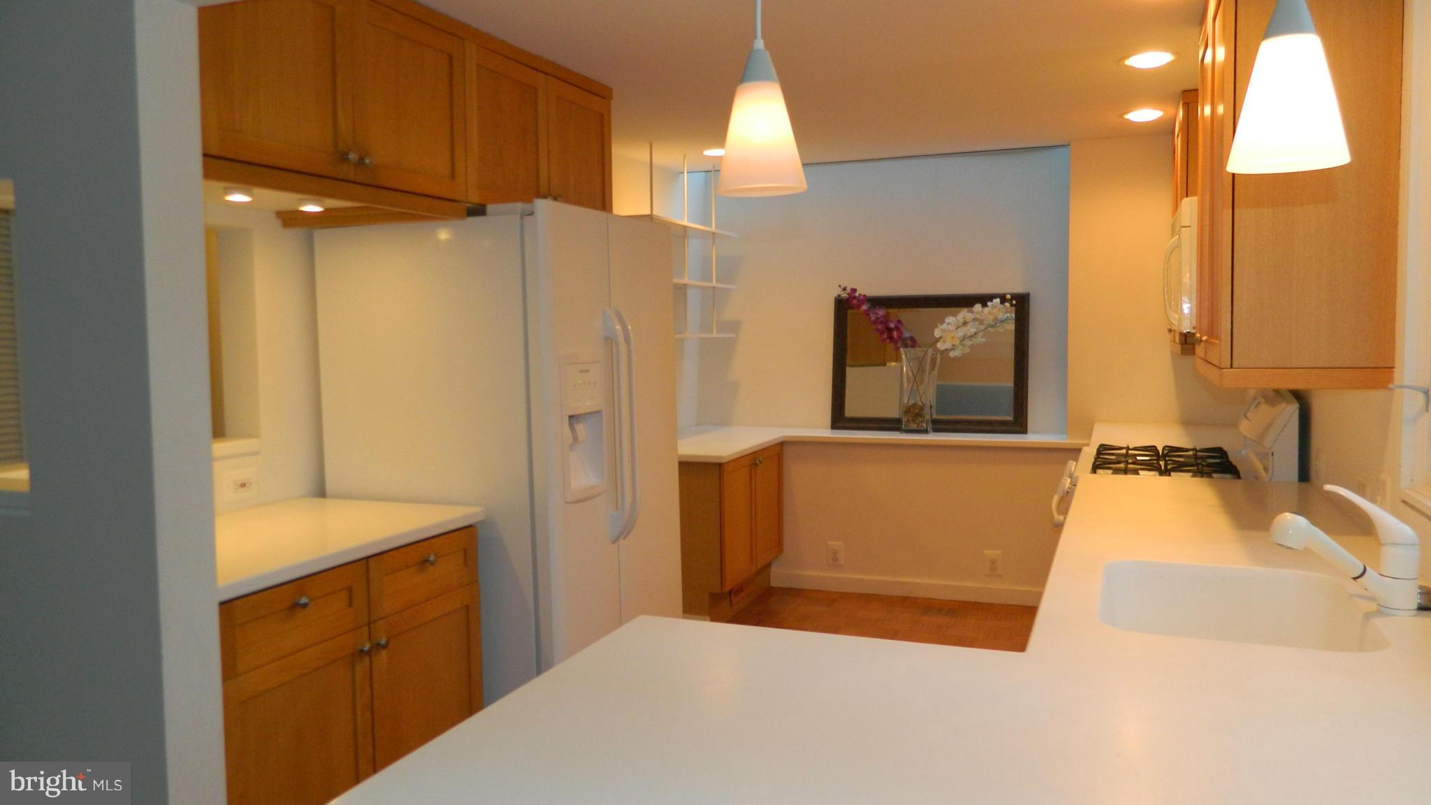 RESTON - Residential Lease