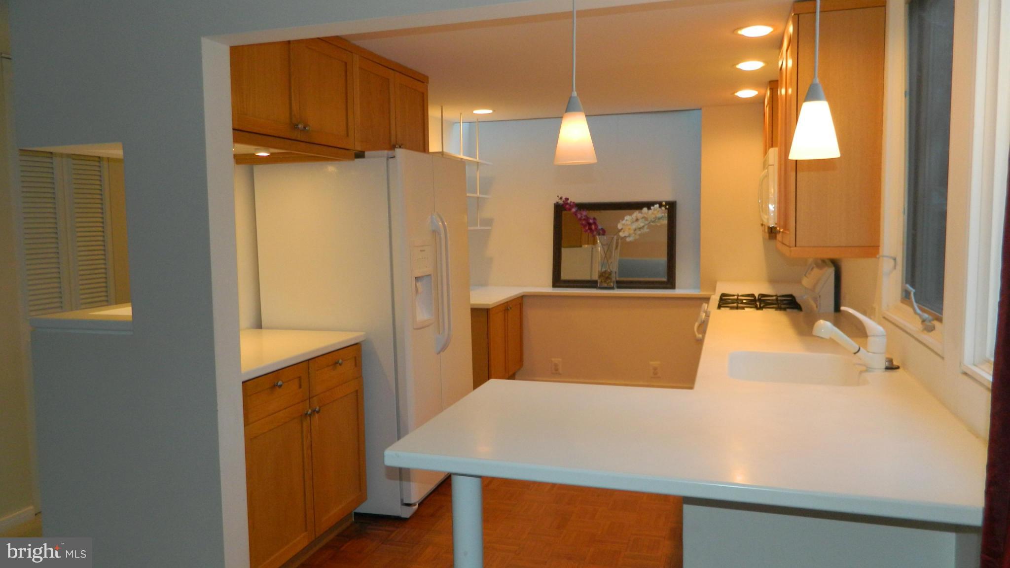 RESTON - Residential Lease