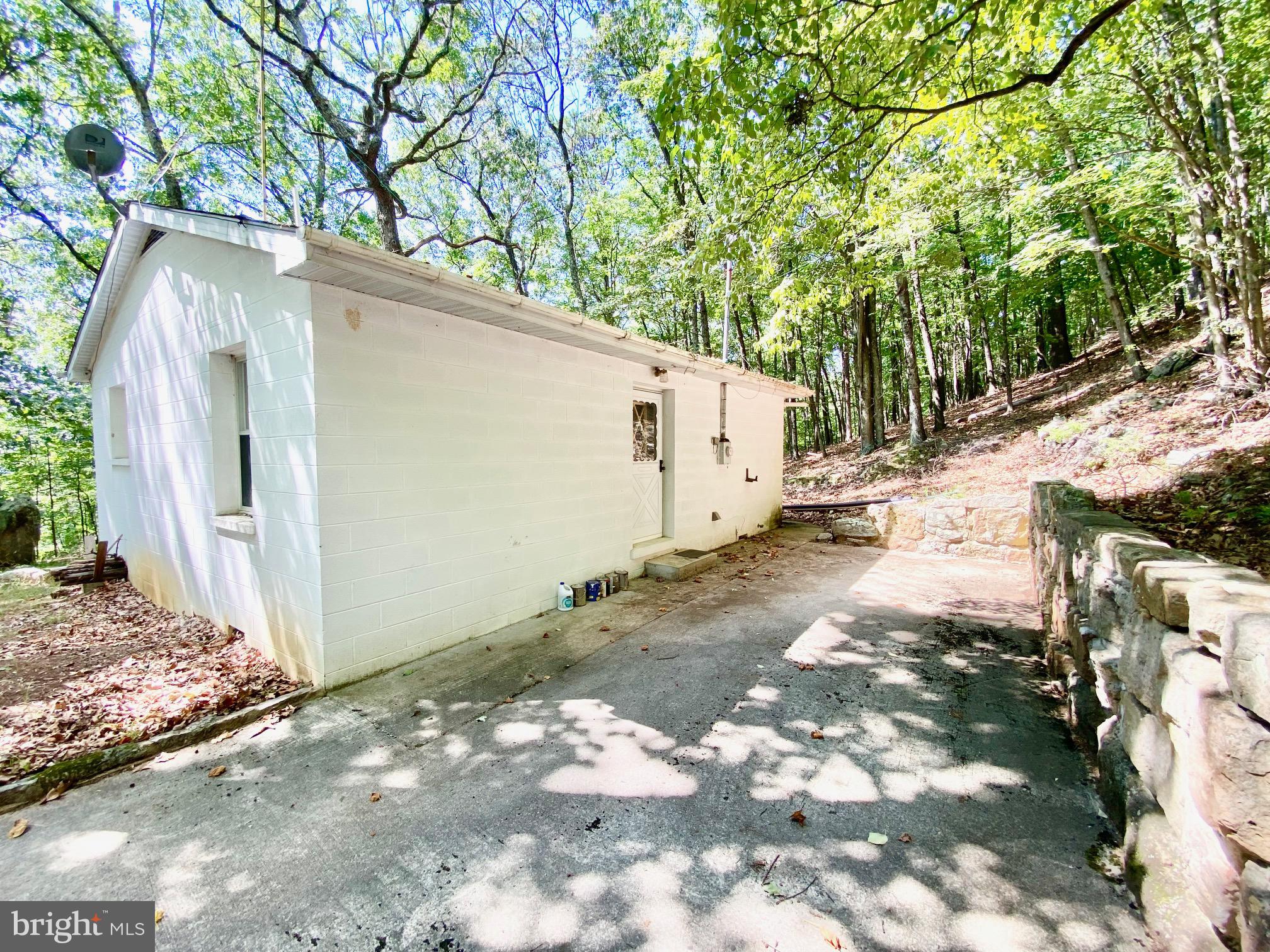 NEW CREEK MOUNTAIN ESTATES - Residential