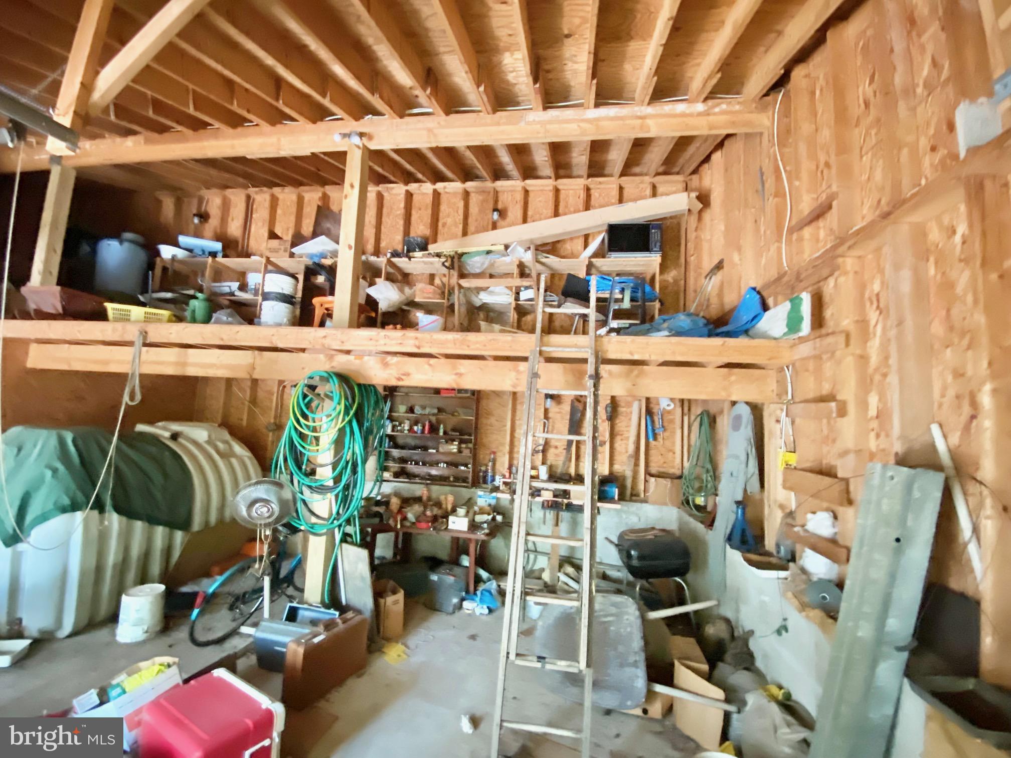 NEW CREEK MOUNTAIN ESTATES - Residential