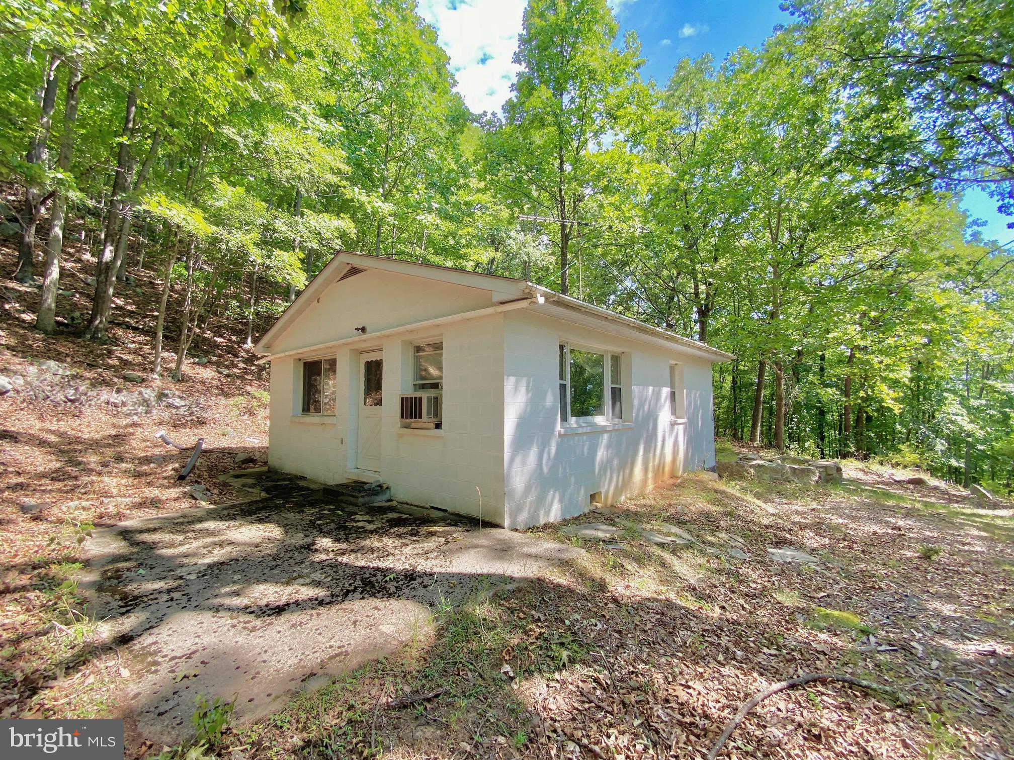 NEW CREEK MOUNTAIN ESTATES - Residential