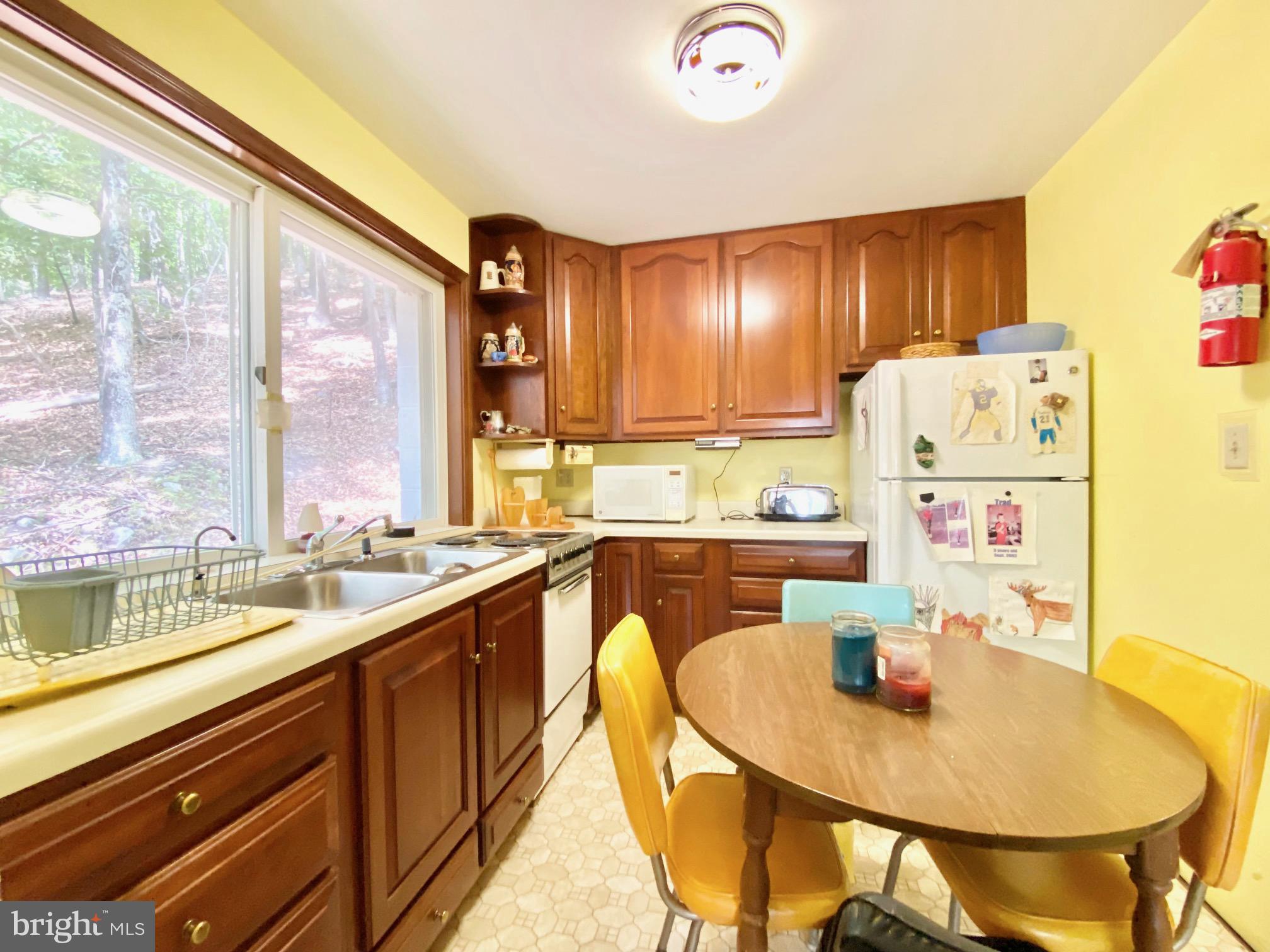 NEW CREEK MOUNTAIN ESTATES - Residential