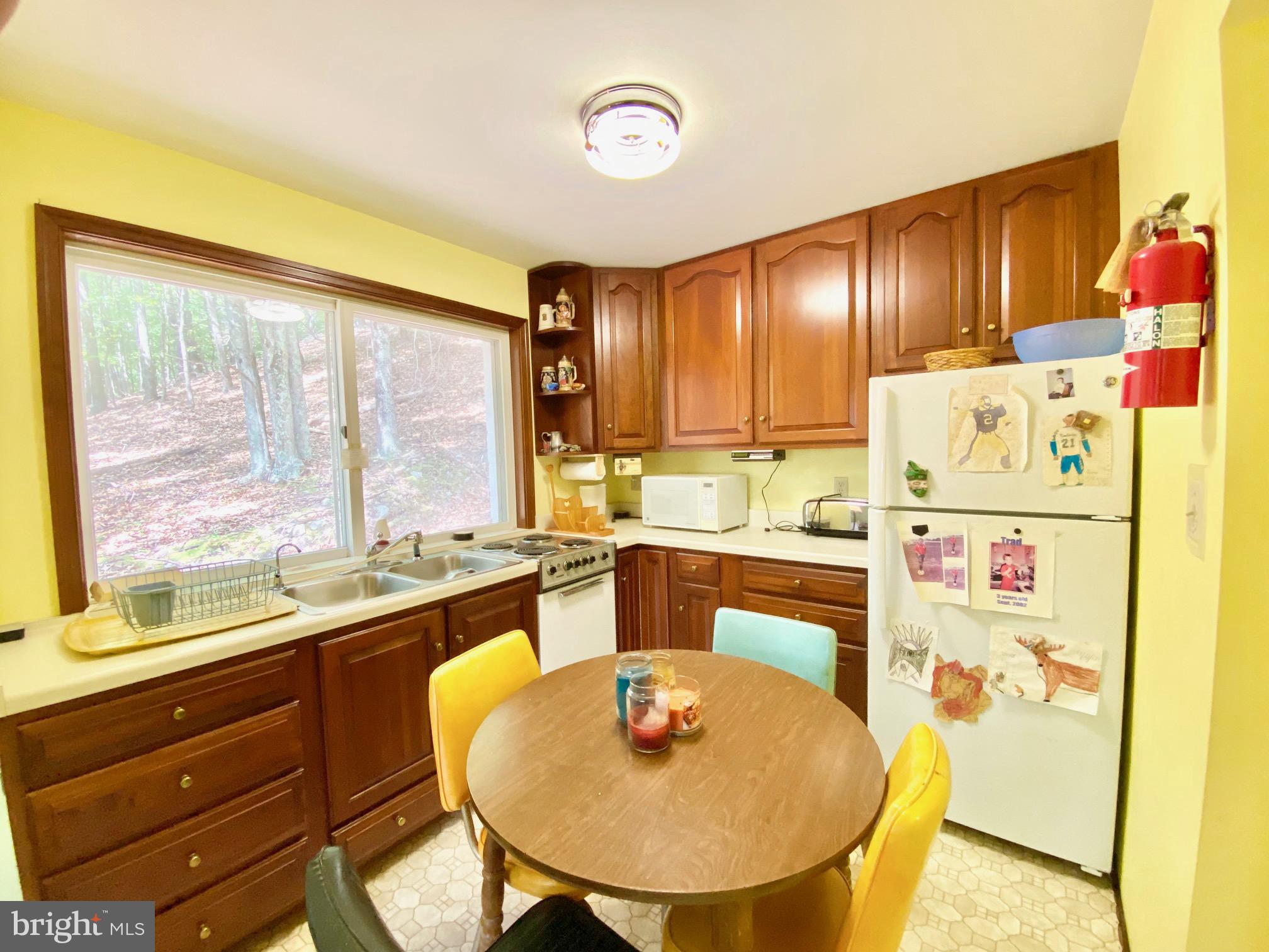 NEW CREEK MOUNTAIN ESTATES - Residential