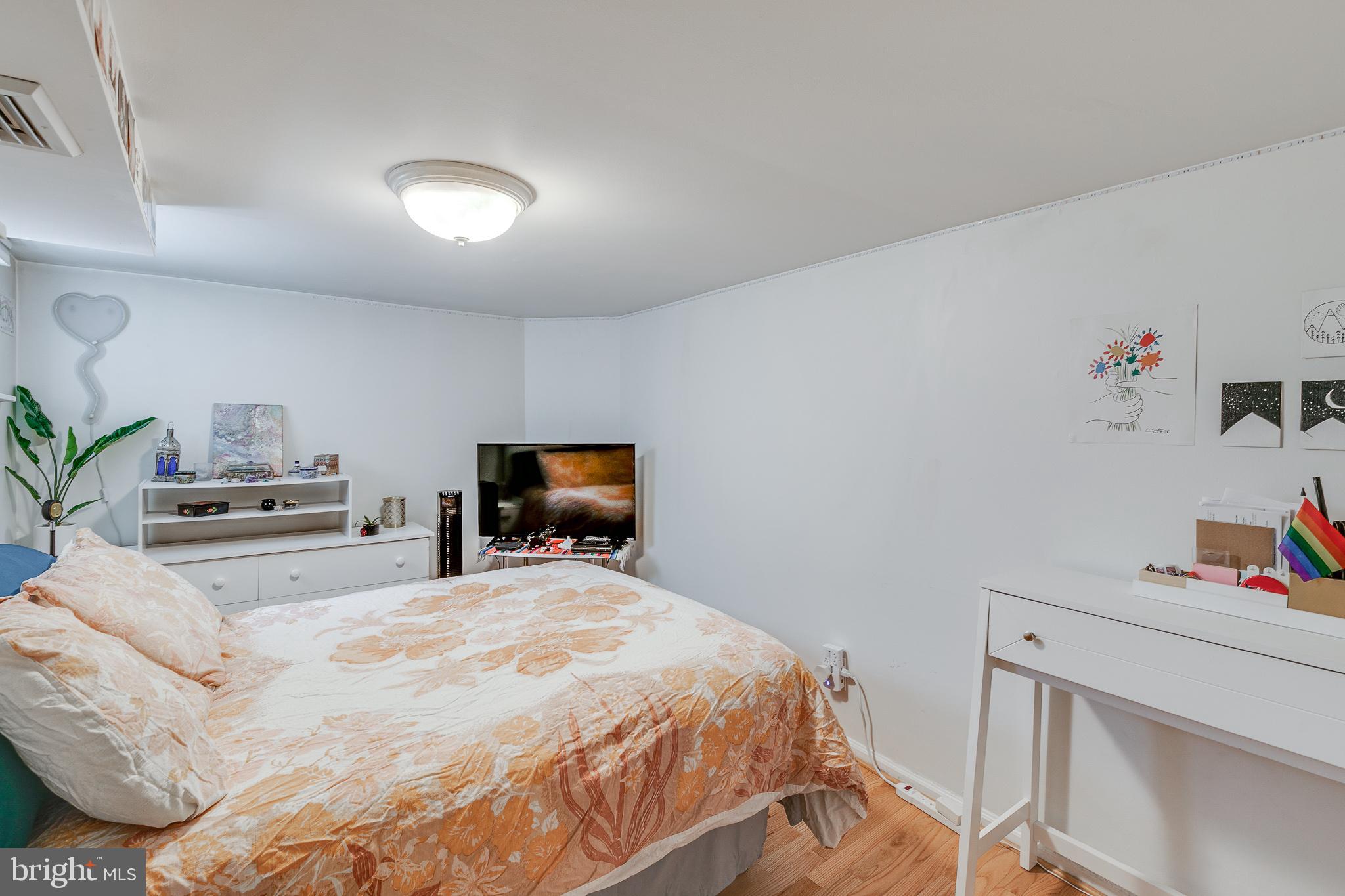 BELLA VISTA - Residential Lease